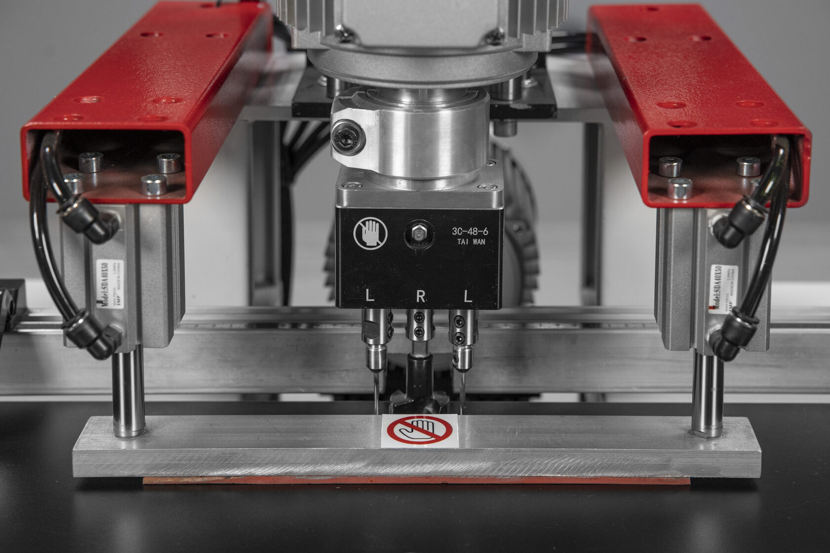 Присадочный станок с двумя шпинделями для горизонтального и вертикального сверления KROM SPS 1 PRO - фото