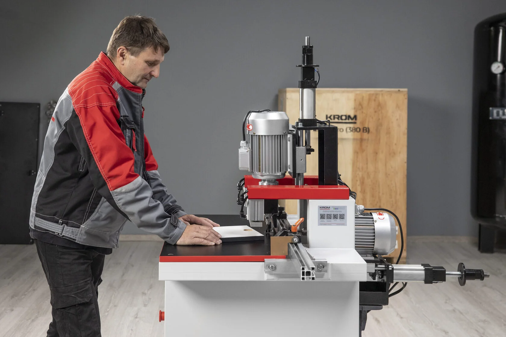 Присадочный станок с двумя шпинделями для горизонтального и вертикального сверления KROM SPS 1 PRO - фото