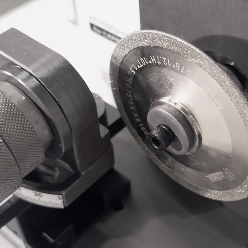 Отрезной станок для инструмента AURA ZM-X4 - фото