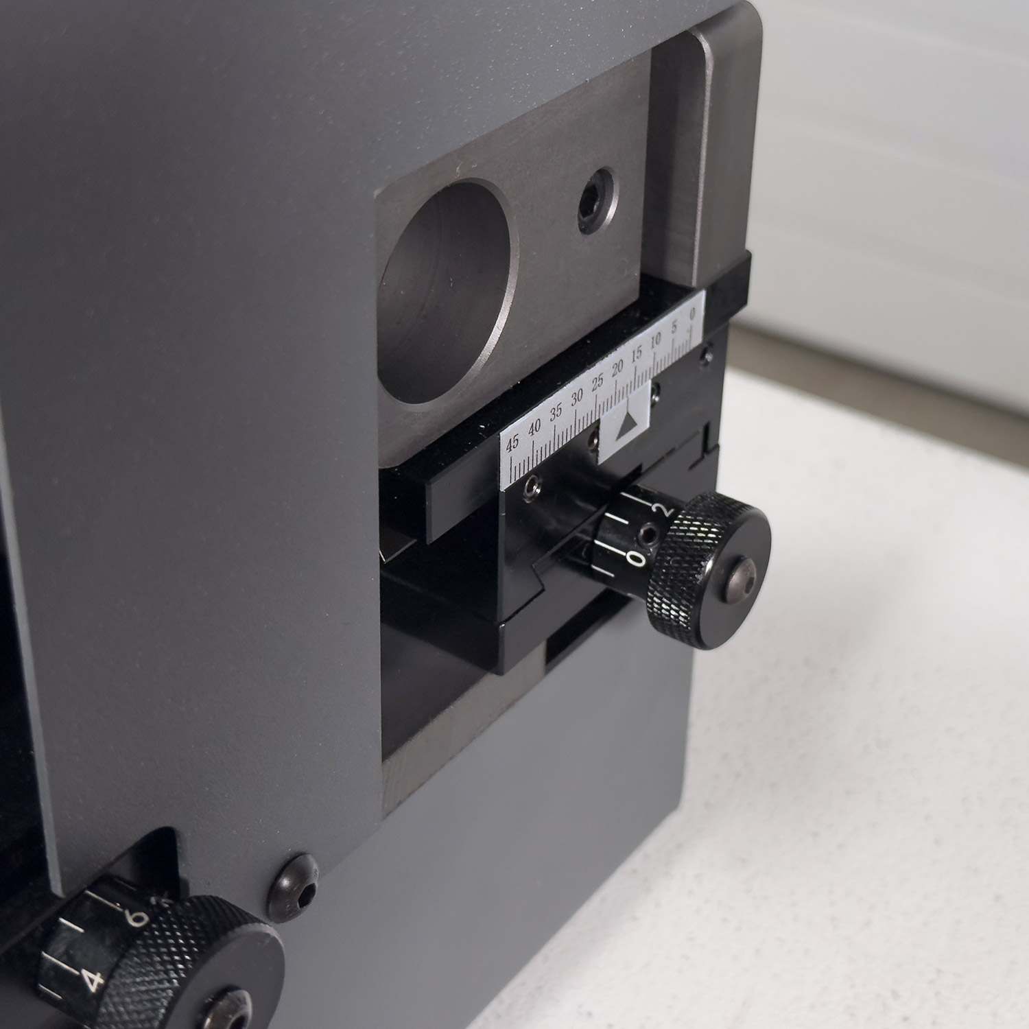 Cтанок для заточки метчиков AURA ZM-Y3C - фото