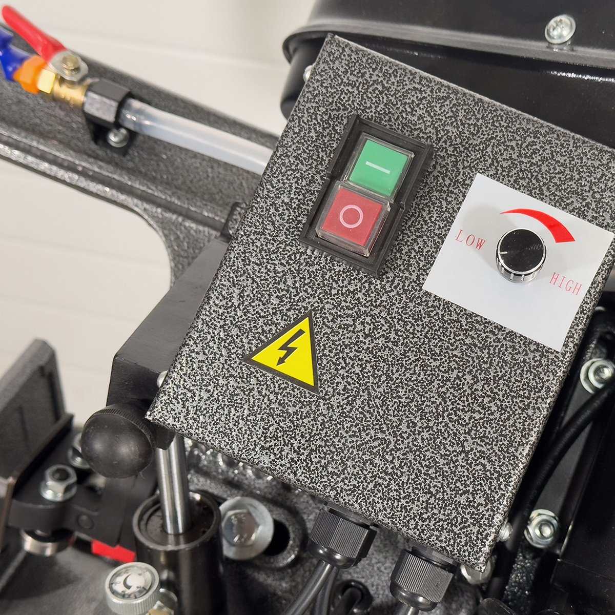 Ленточная пила по металлу AURA LM-128SHDV/220 - фото