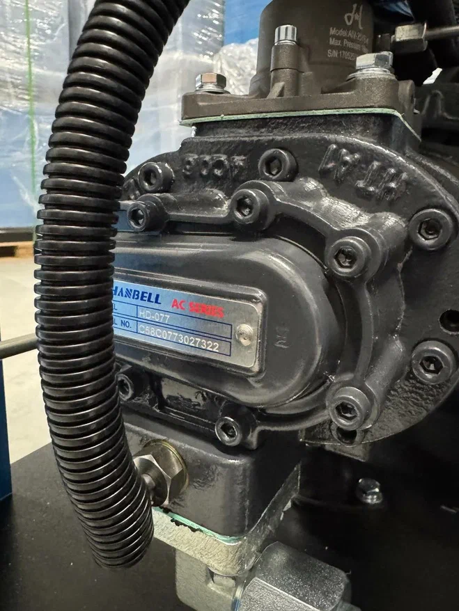 Компрессор винтовой ВедКом BK 7.5/10 CFM - фото