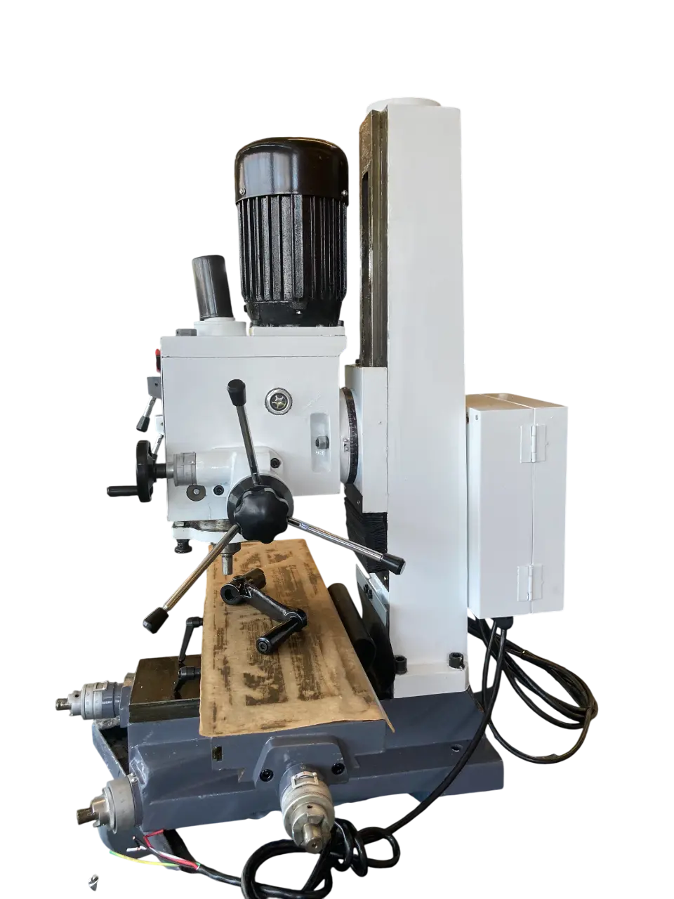 Фрезерно-сверлильный станок Realrez ZAY7020G - фото