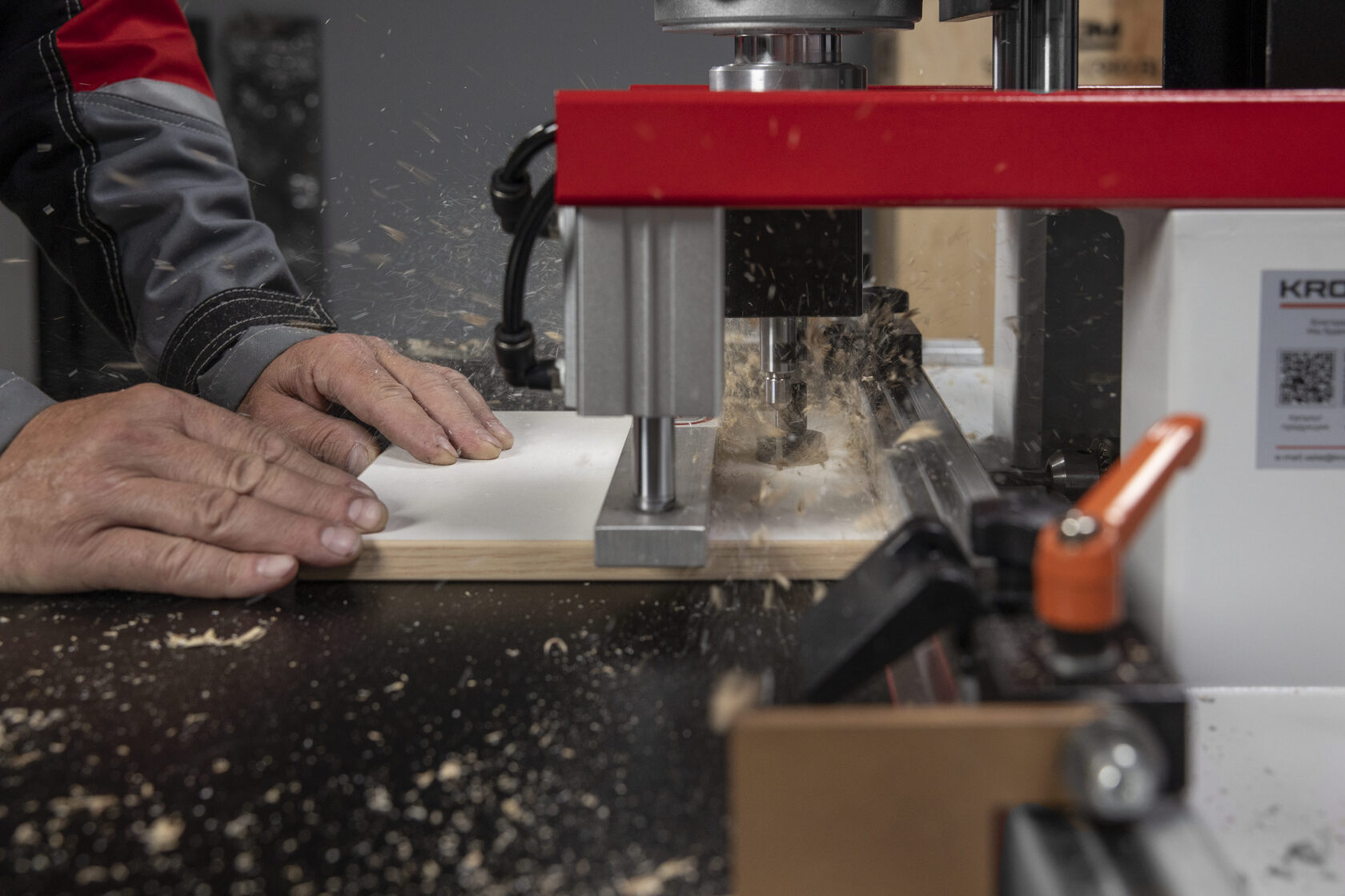 Присадочный станок с двумя шпинделями для горизонтального и вертикального сверления KROM SPS 1 PRO - фото