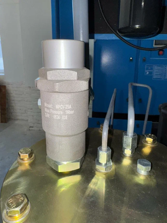 Компрессор винтовой ВедКом ВК-J 15/16 TG с частотным преобразователем - фото