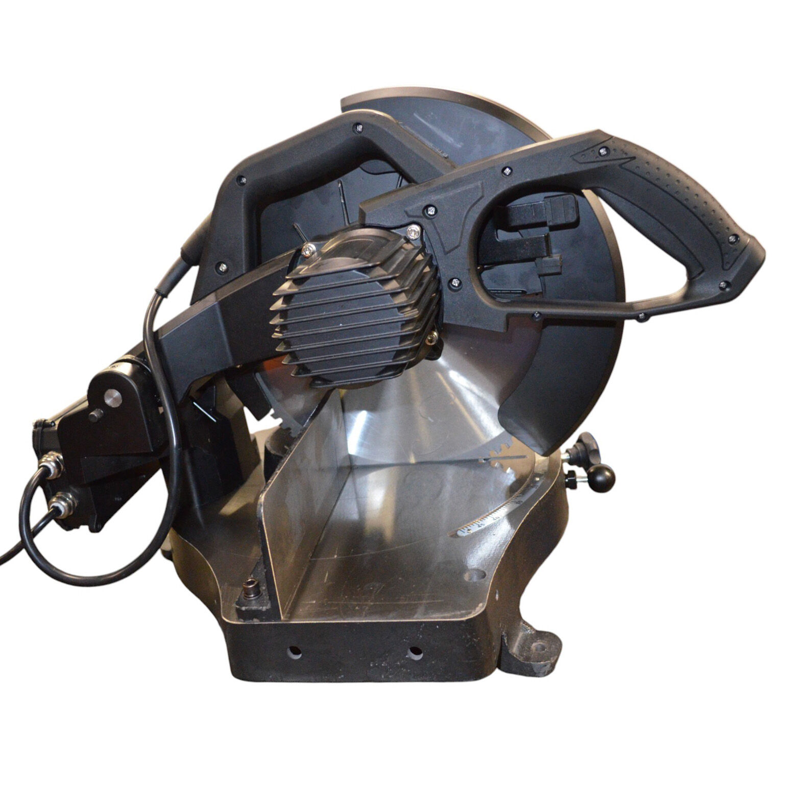 Пила торцовочная Хайтек Эволюшн 355 по металлу с поворотной рамой - фото