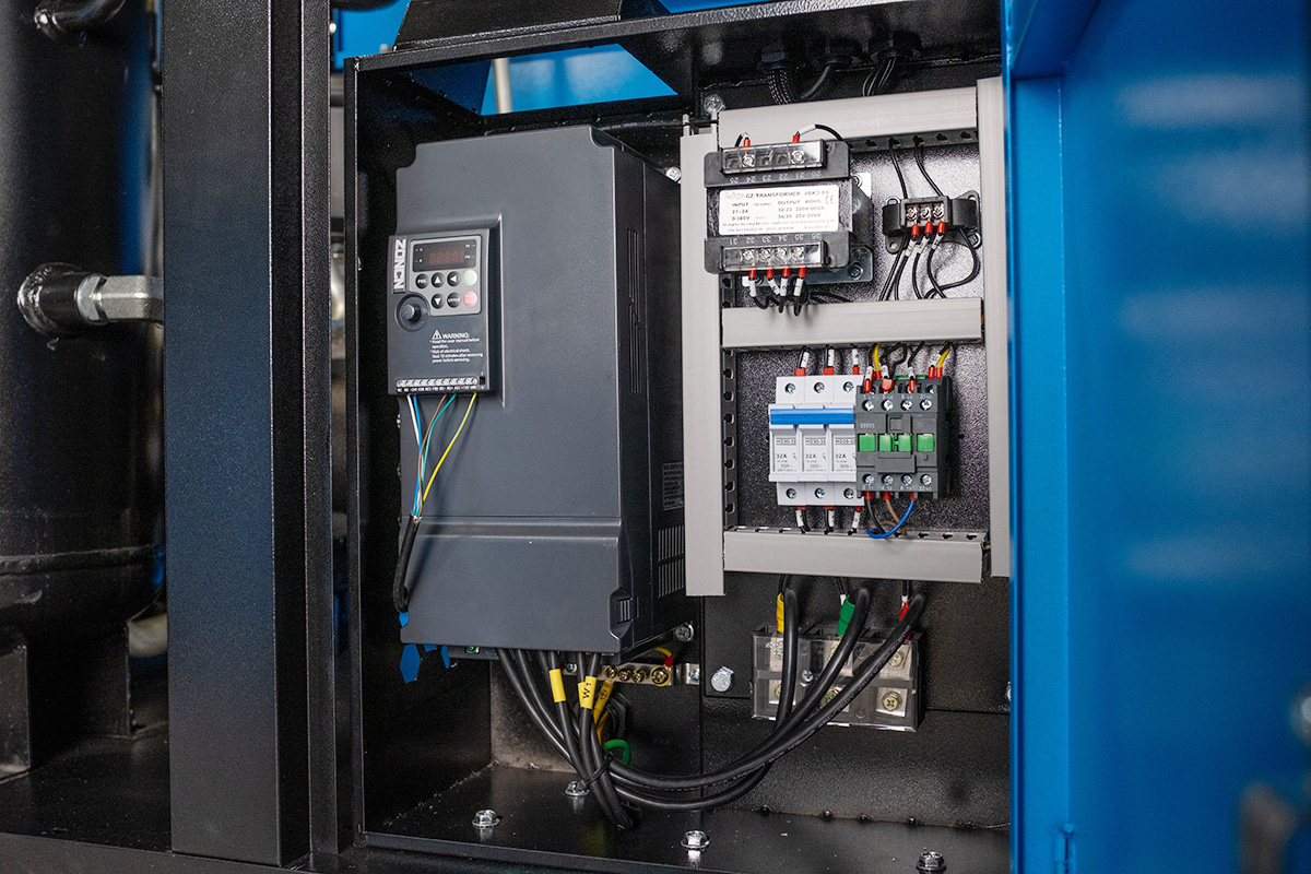 Компрессор винтовой Hansmann RSE22-10 с частотным преобразователем - фото