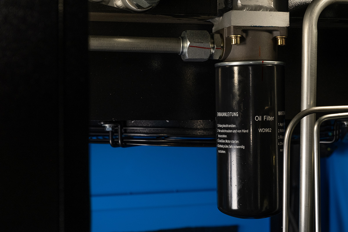 Компрессор винтовой Hansmann RSE22-8 с частотным преобразователем - фото