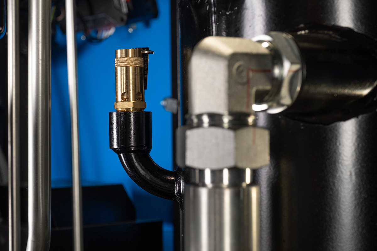 Компрессор винтовой Hansmann RSE18.5-8 с частотным преобразователем - фото