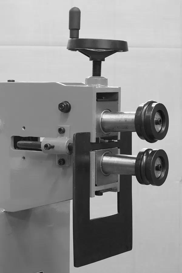 Зиговочный станок электромеханический Stalex RM-18E - фото