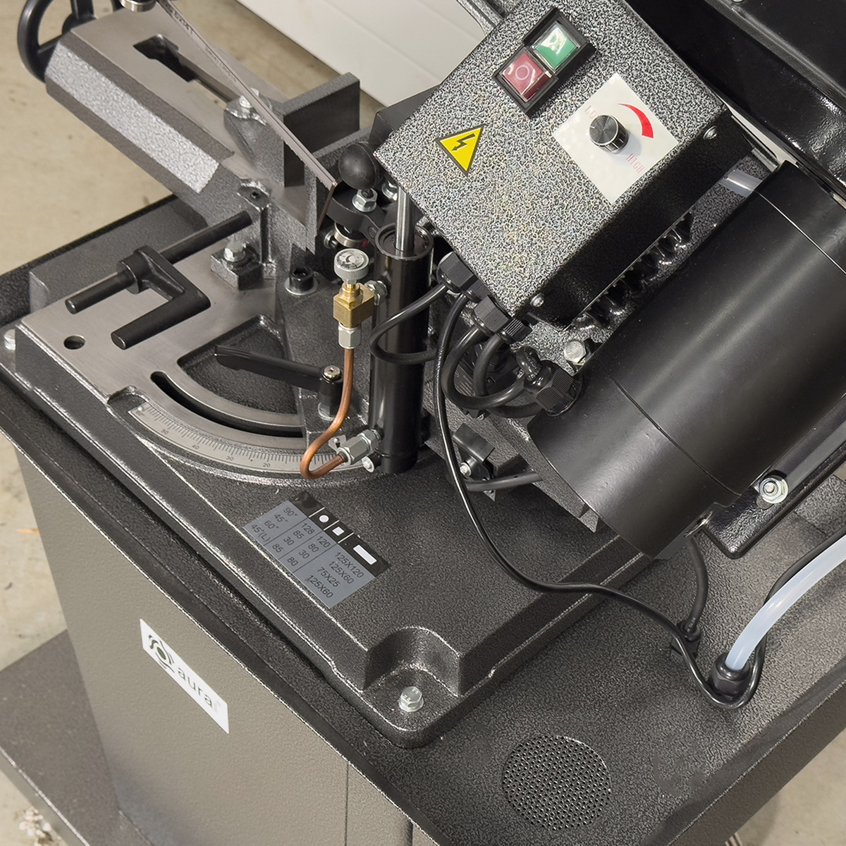 Ленточная пила по металлу AURA LM-128SHDV/220 - фото