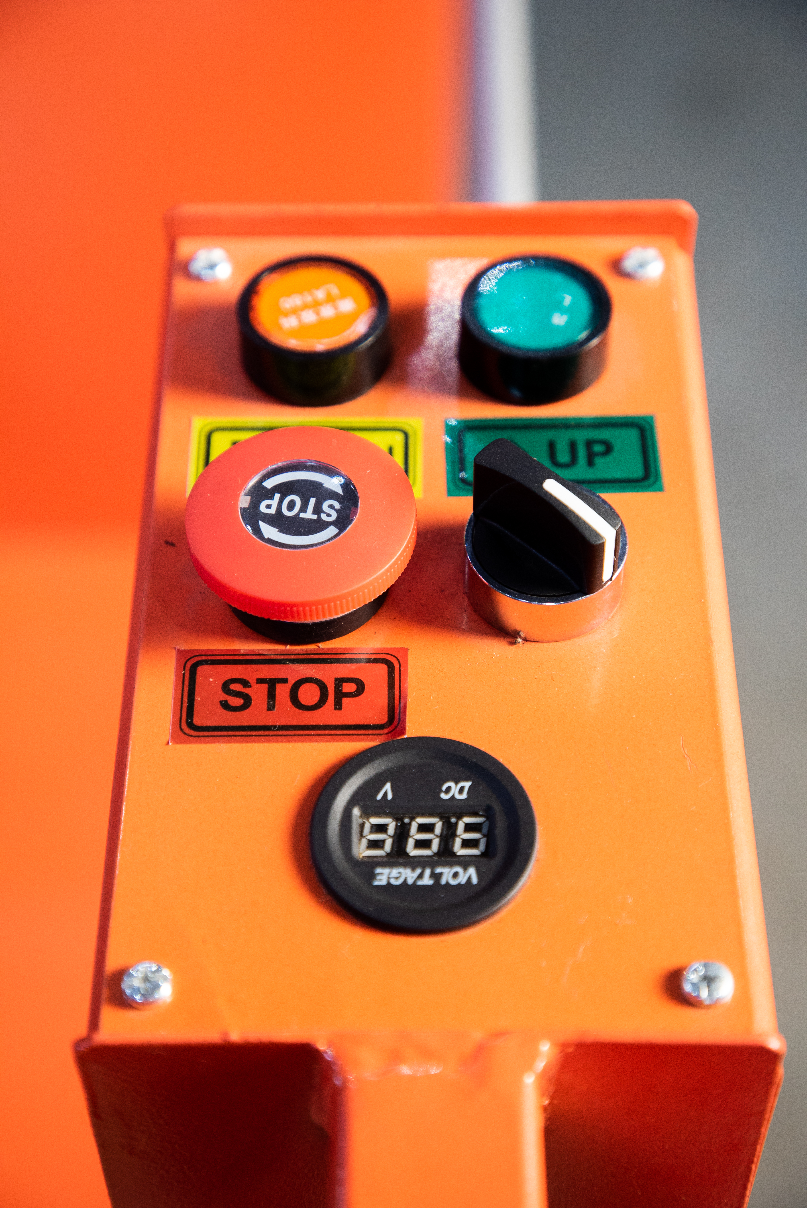 Сборщик заказов с электроподъемом 200 кг 3,3 м TOR GOPY3.302 - фото