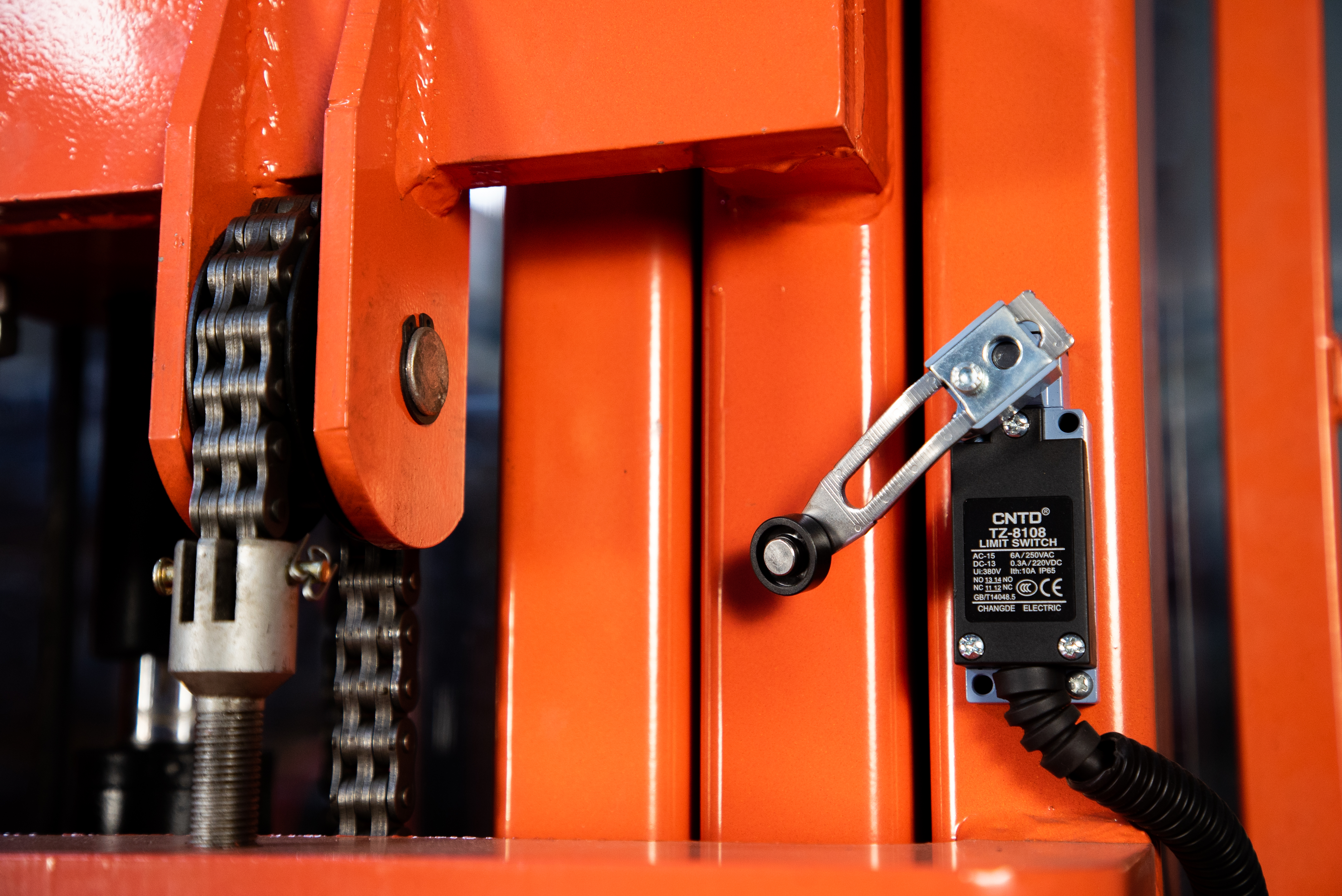 Сборщик заказов с электроподъемом 200 кг 3,3 м TOR GOPY3.302 - фото