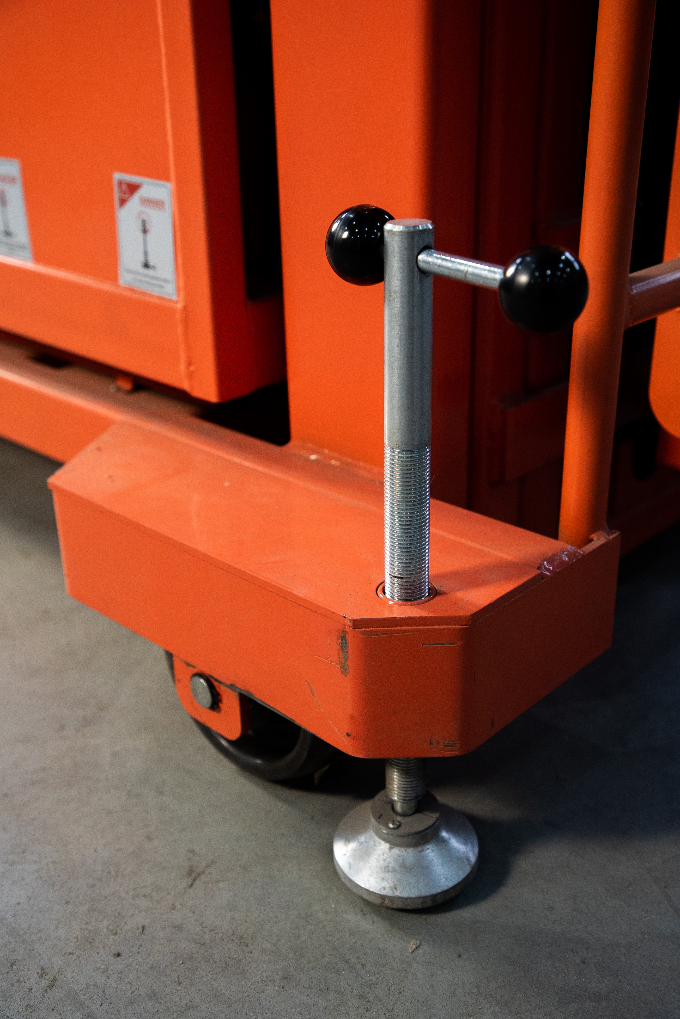 Сборщик заказов с электроподъемом 200 кг 3,3 м TOR GOPY3.302 - фото