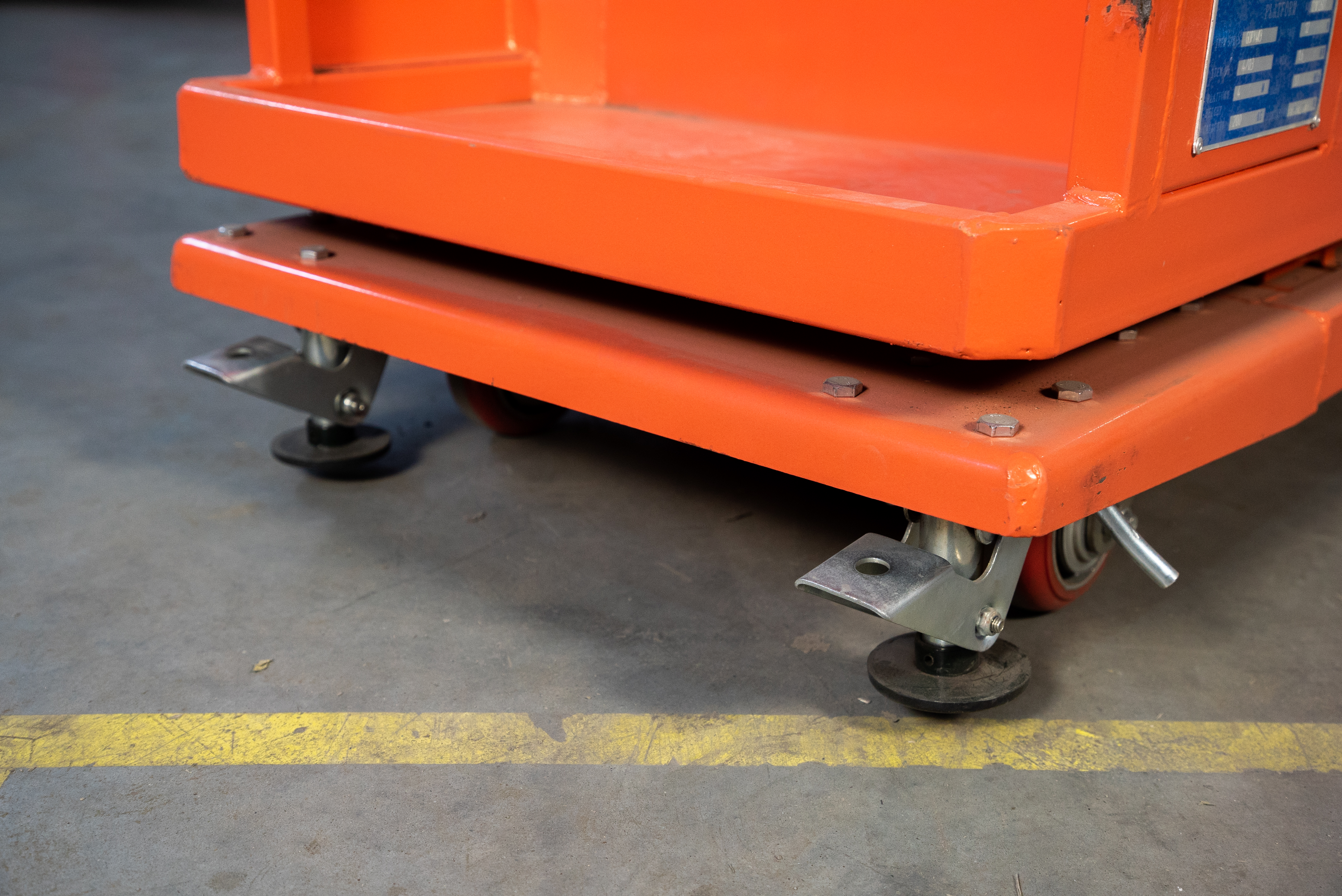 Сборщик заказов с электроподъемом 200 кг 3,3 м TOR GOPY3.302 - фото