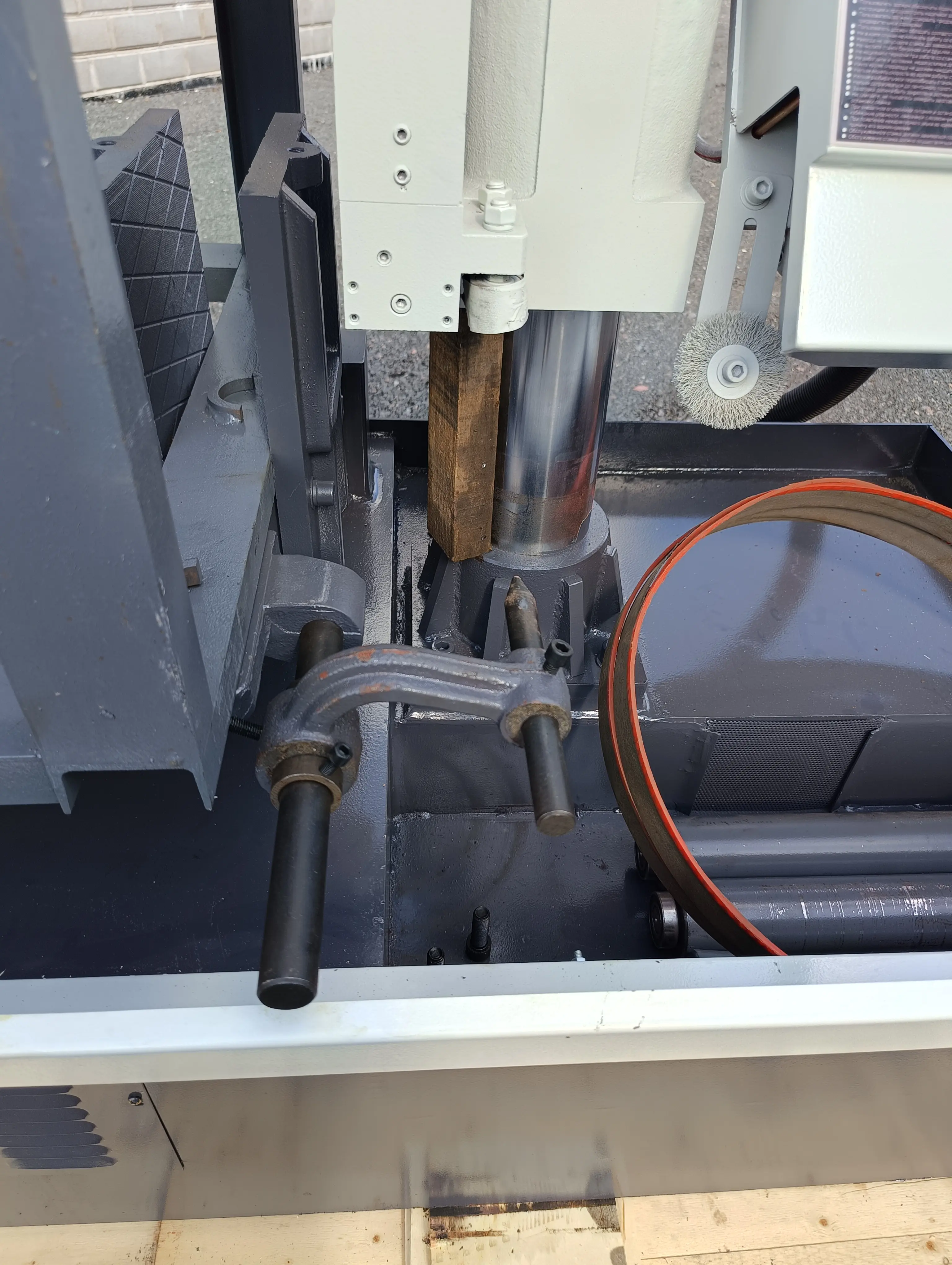 Станок ленточный полуавтоматический REALREZ GB4240/50 - фото