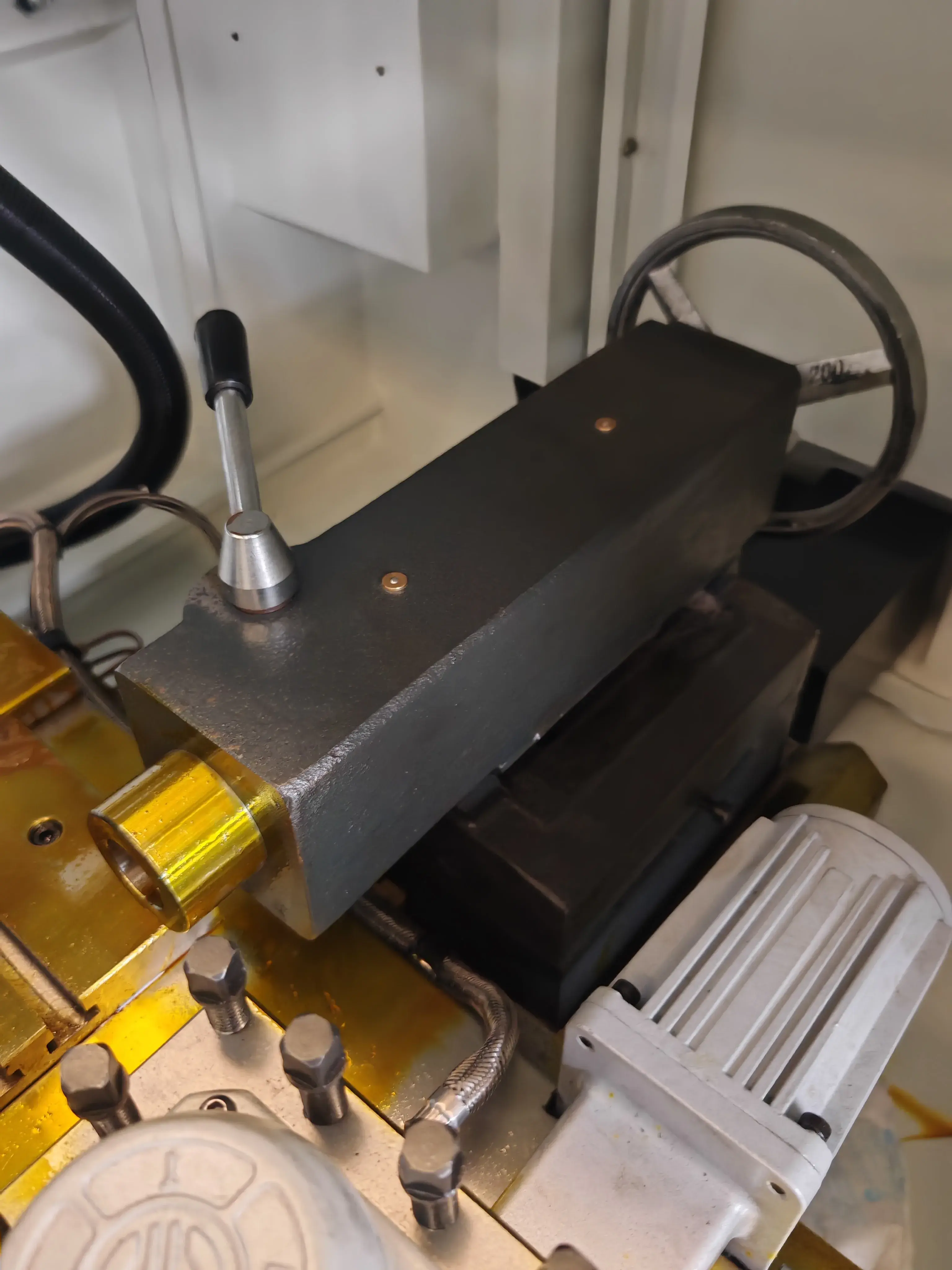 Токарный станок с ЧПУ REALREZ CK 6130 - фото