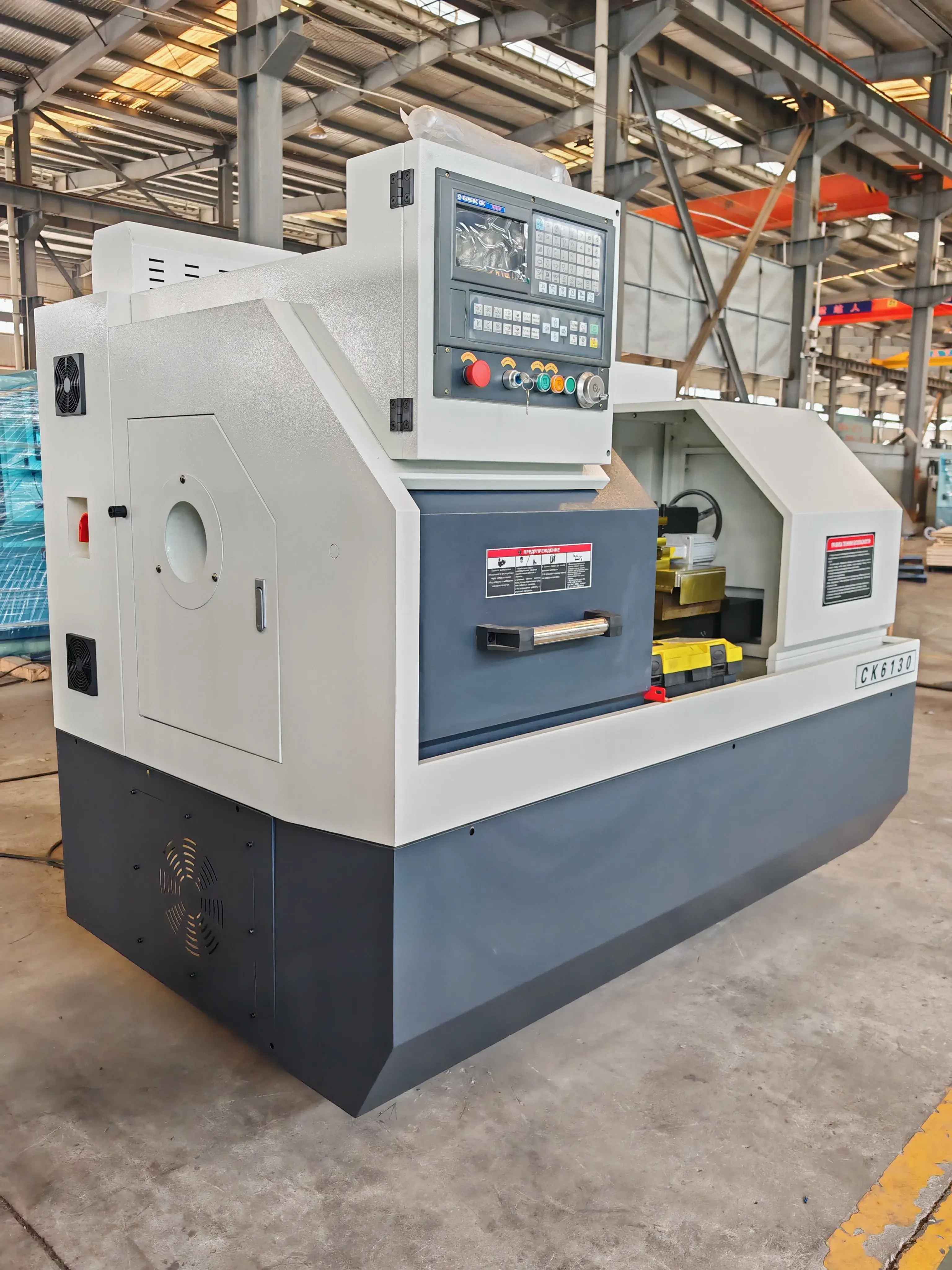 Токарный станок с ЧПУ REALREZ CK 6130 - фото