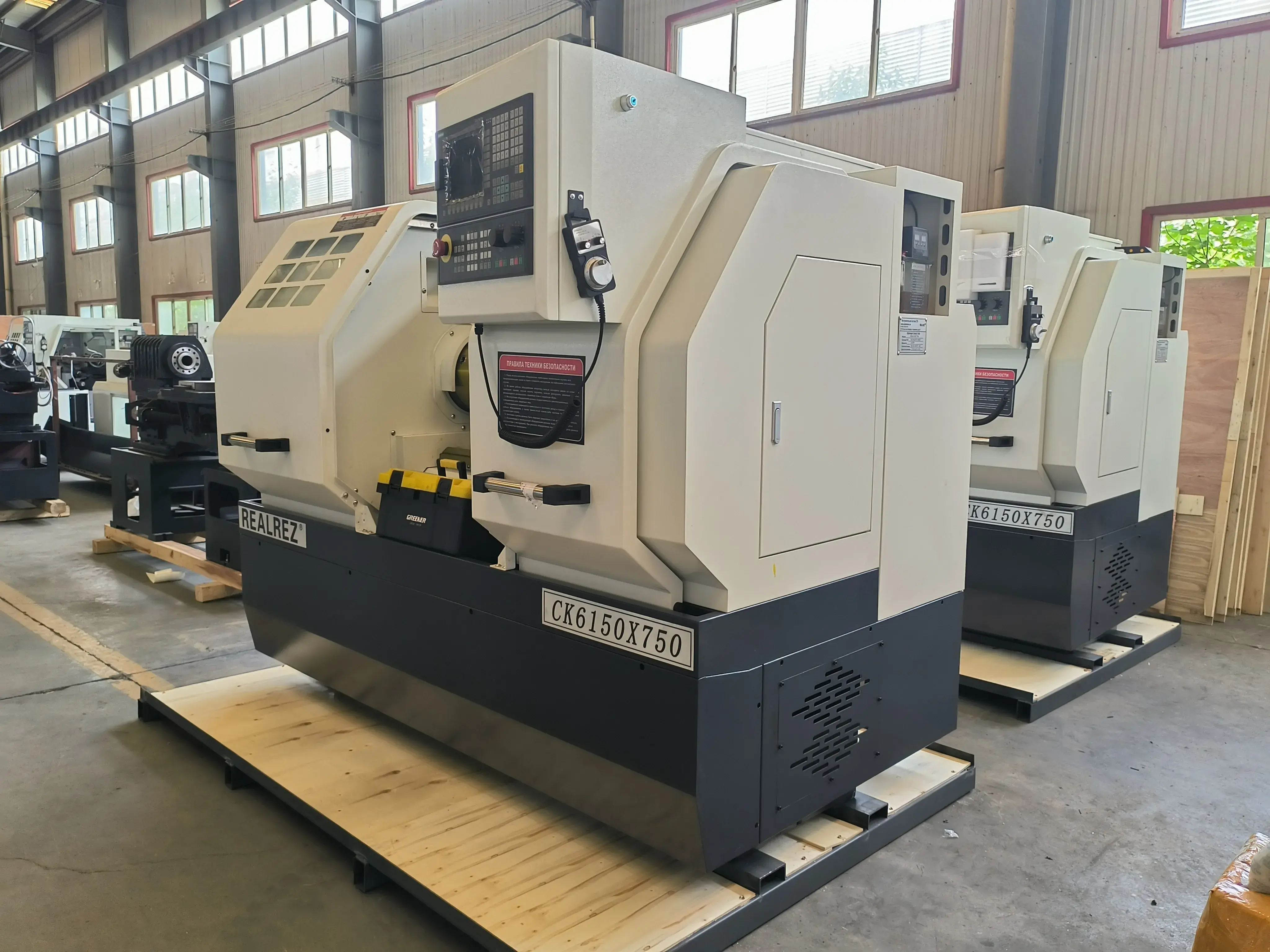 Токарный станок с ЧПУ REALREZ CK 6150х750 SAM6 - фото