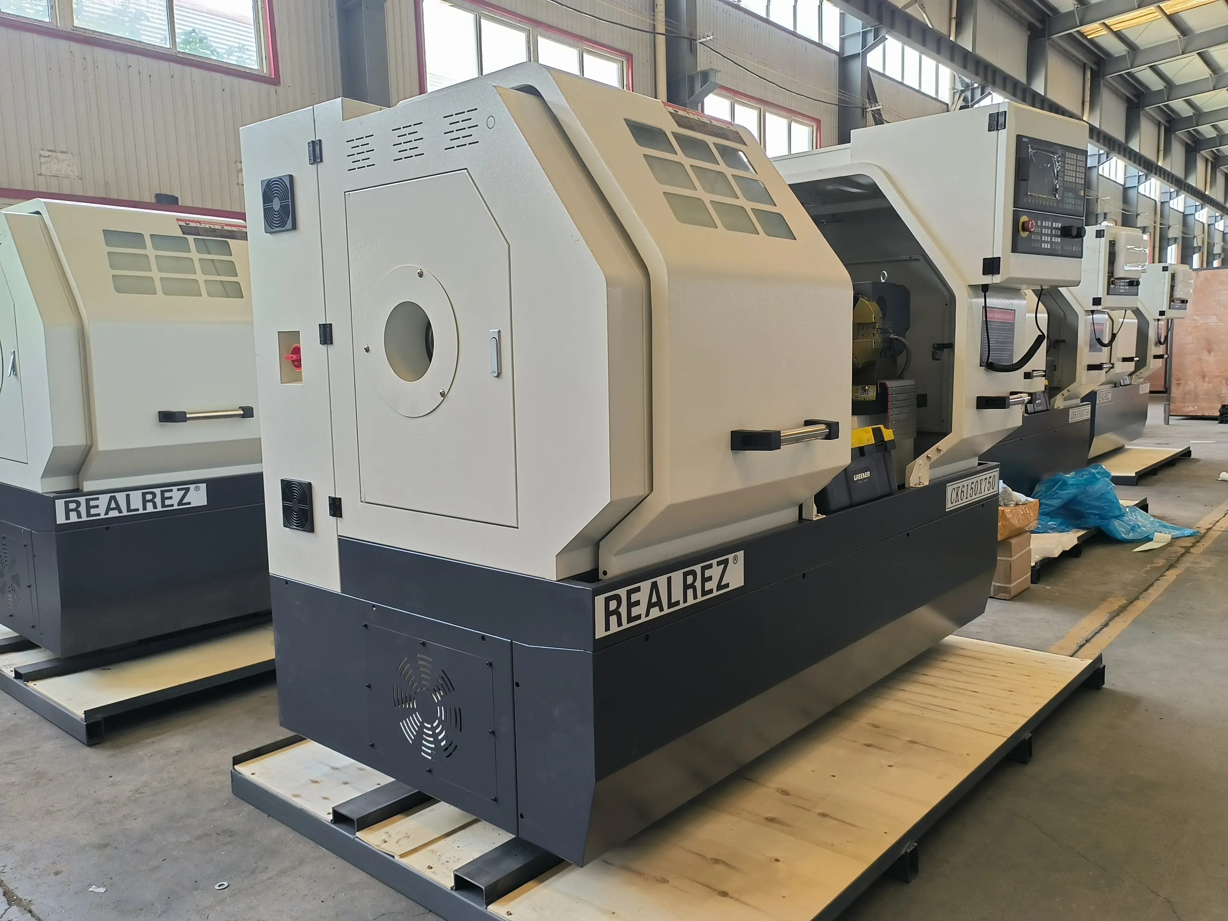 Токарный станок с ЧПУ REALREZ CK 6150х750 SAM6 - фото