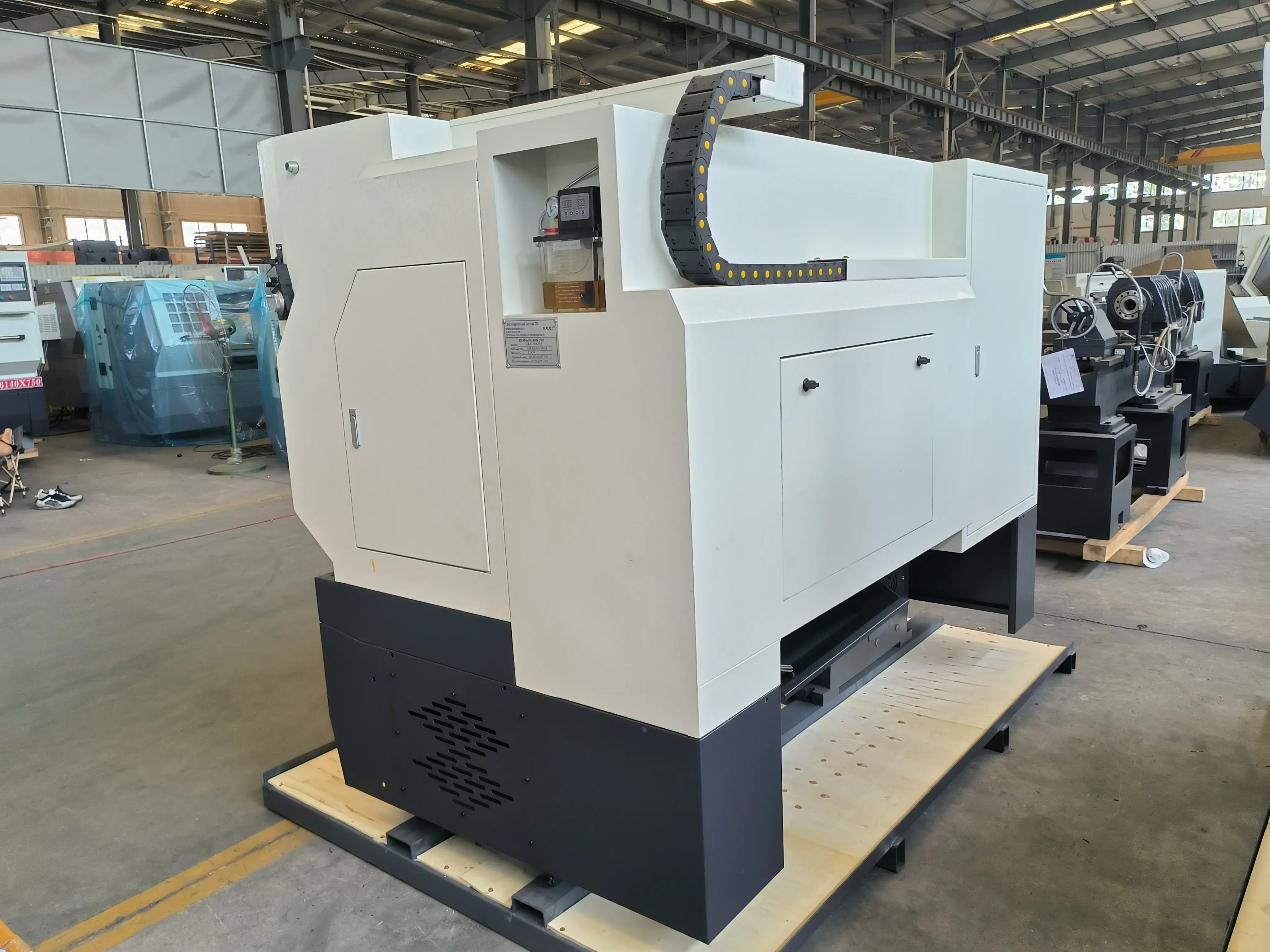 Токарный станок с ЧПУ REALREZ CK 6150х750 SAM6 - фото