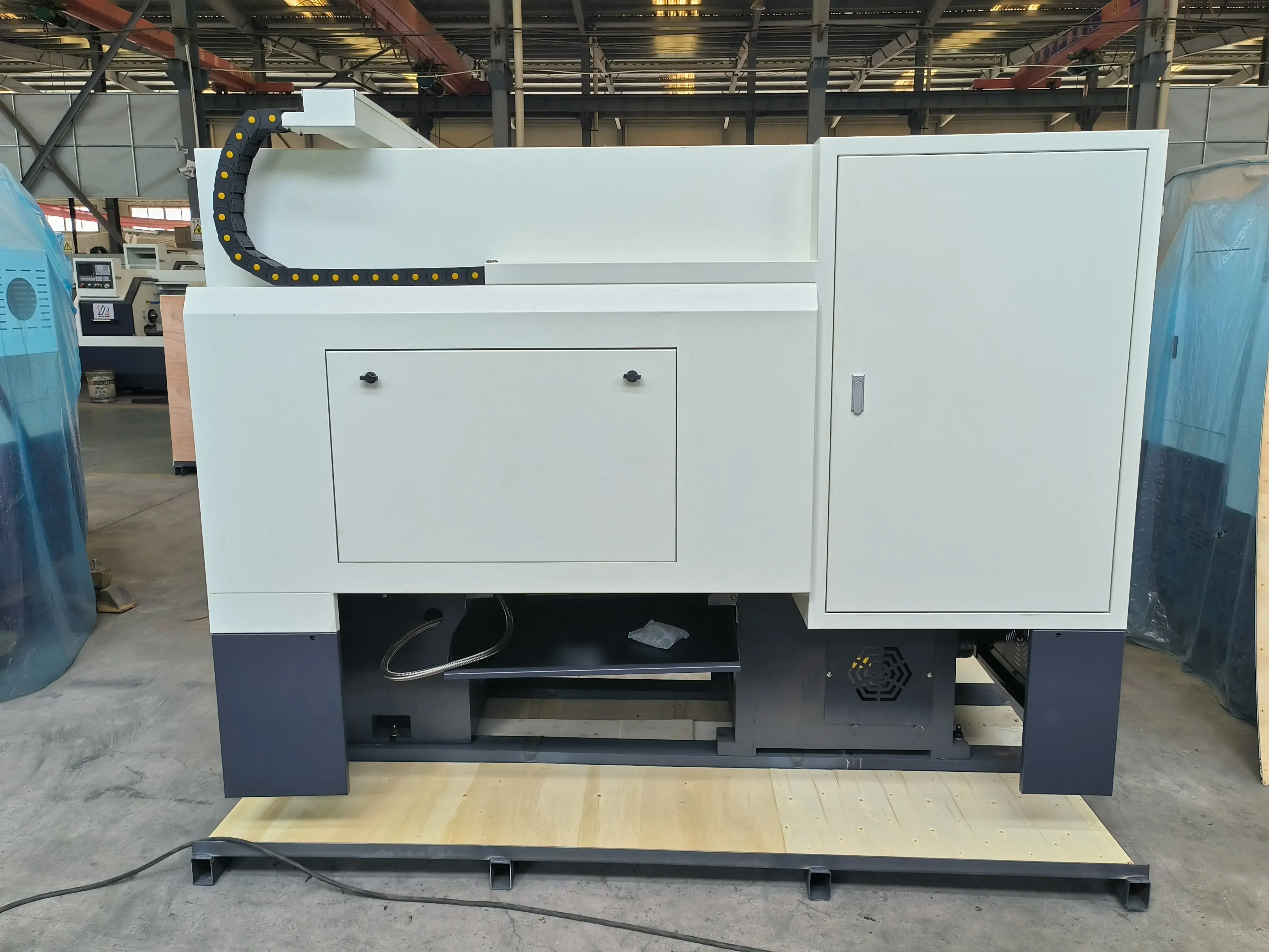 Токарный станок с ЧПУ REALREZ CK 6150х750 SAM6 - фото