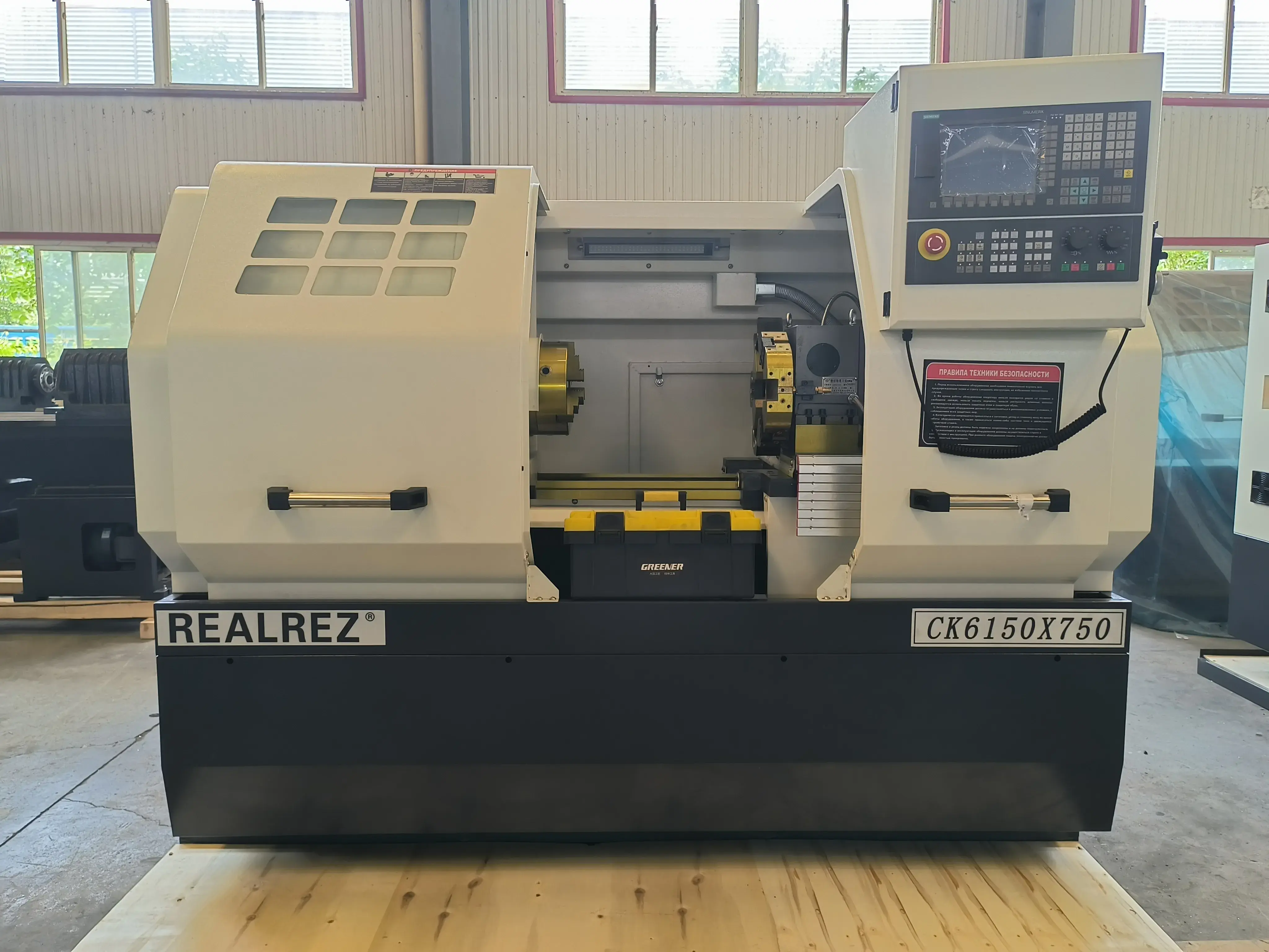 Токарный станок с ЧПУ REALREZ CK 6150х750 SAM6 - фото