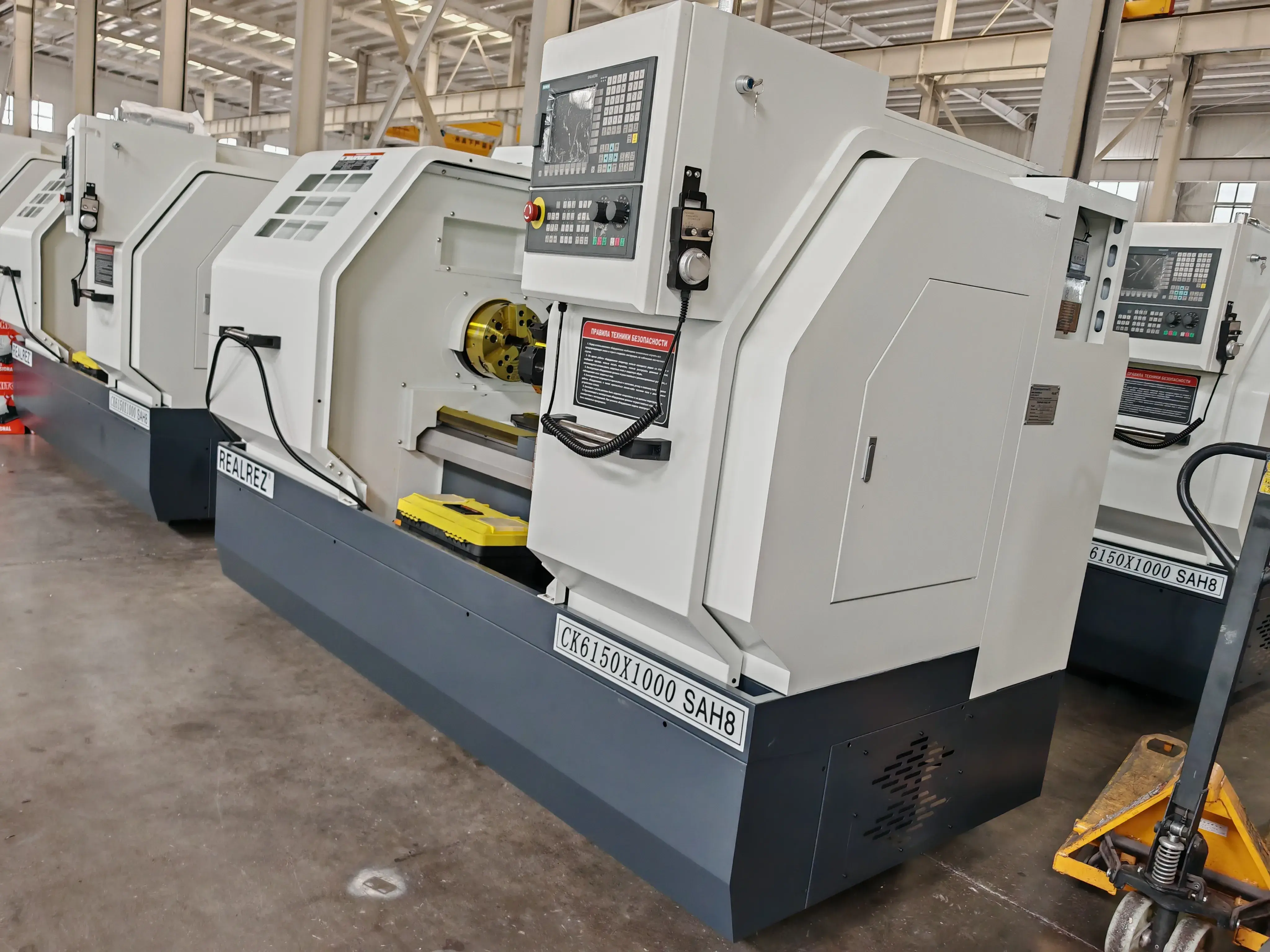Токарный станок с ЧПУ REALREZ CK 6150х1000 SAH8 - фото