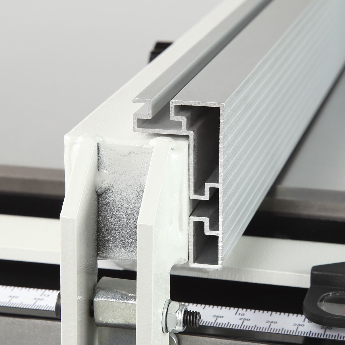 Круглопильный станок BELMASH TS-250P/400 - фото