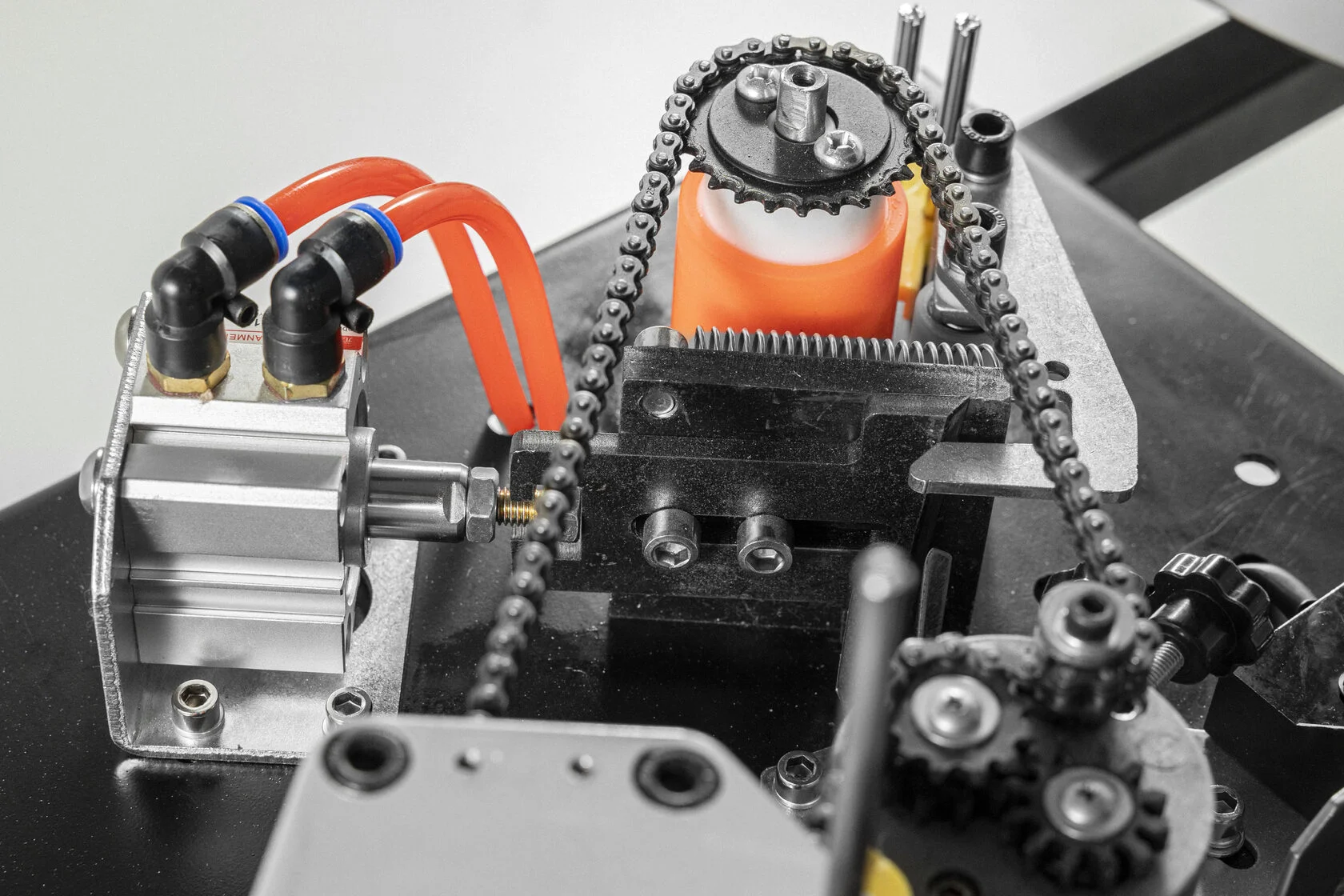 Компактный кромкооблицовочный станок KROM ECONOM - фото