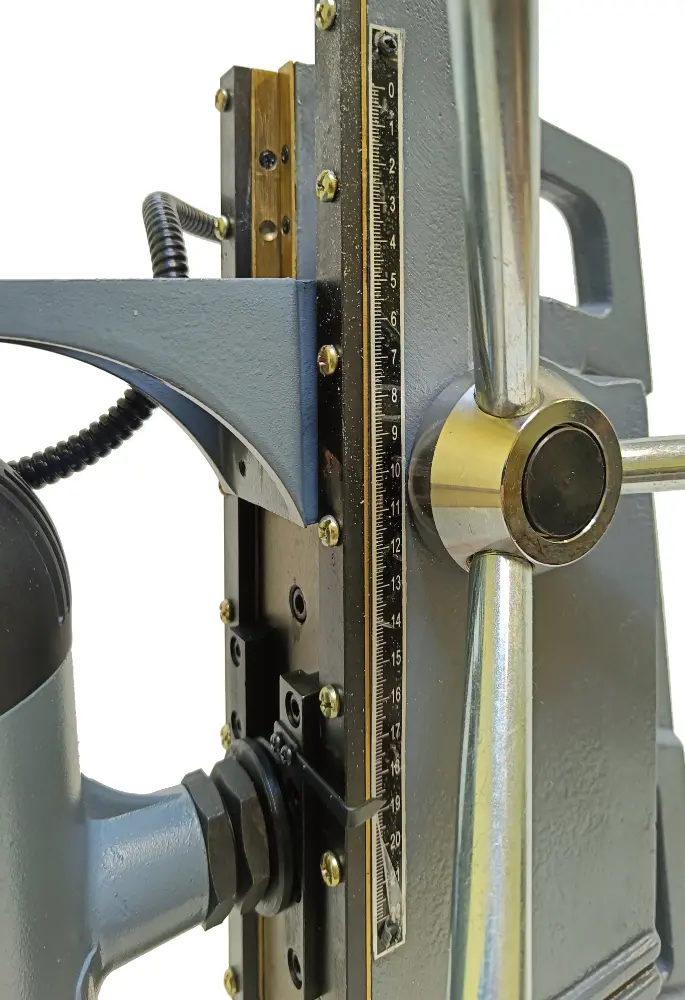 Станок сверлильный на магнитном основании REALREZ RMD23A 1000W - фото