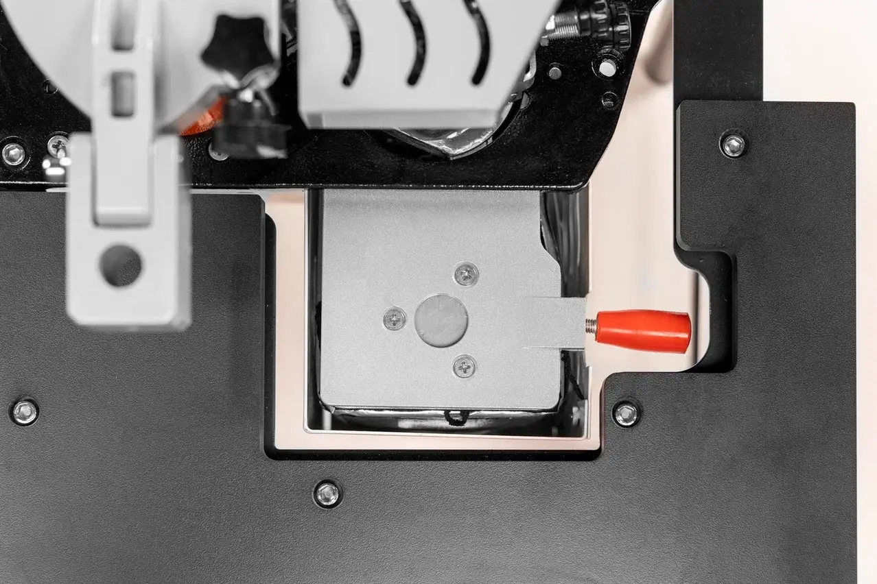 Ручной кромкооблицовочный станок KROM 750 max - фото