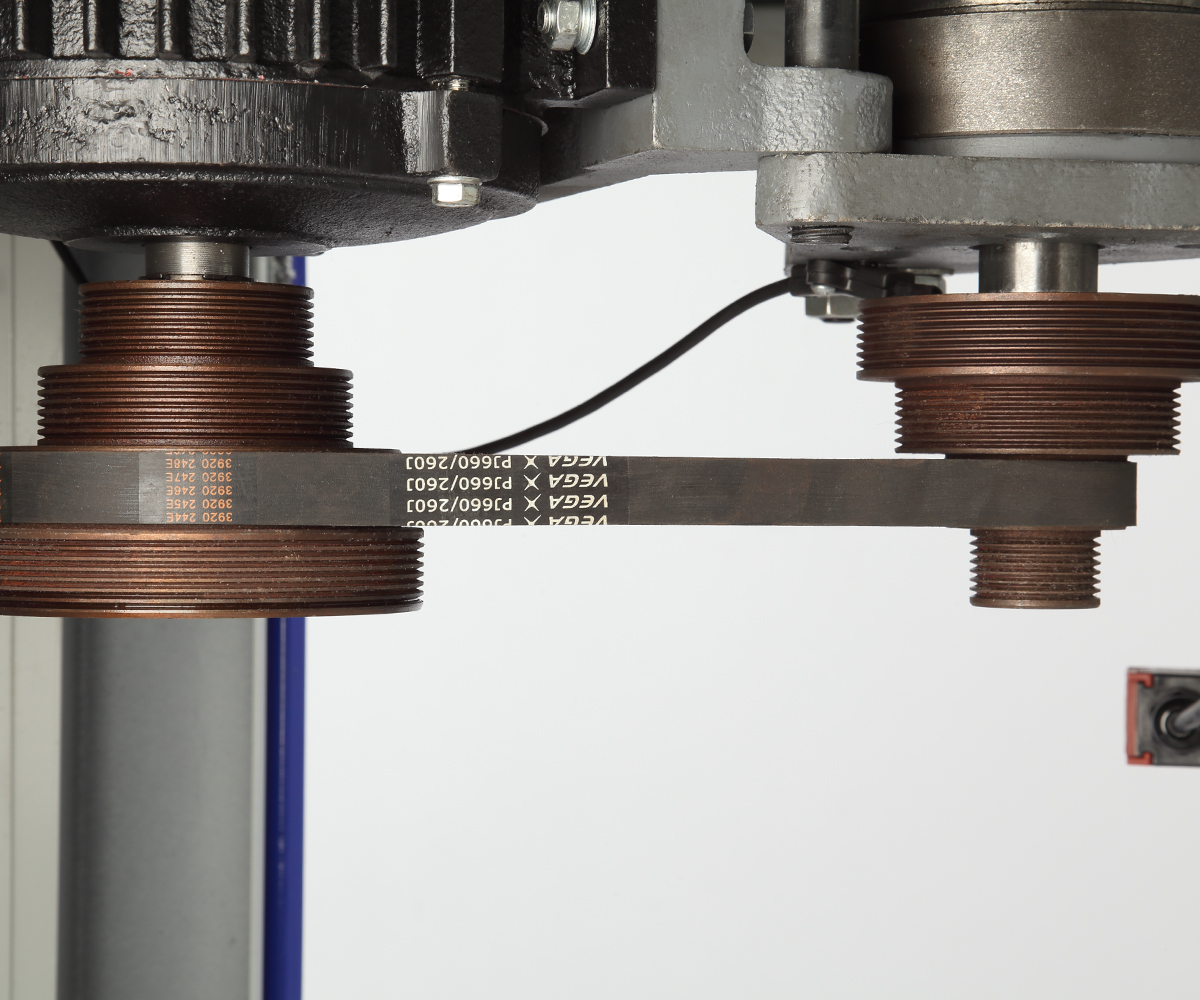 Станок фрезерный BELMASH MM2200P - фото