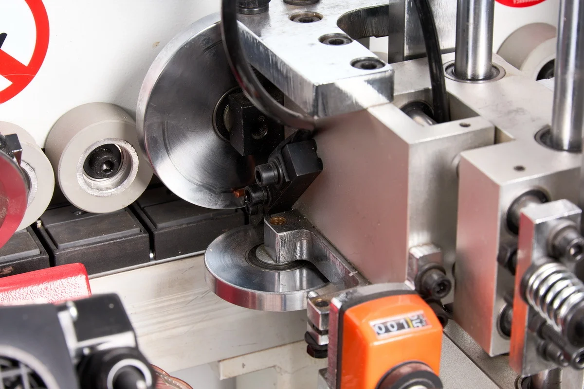 Автоматический кромкооблицовочный станок KROM AUTOMAT 2.0 - фото