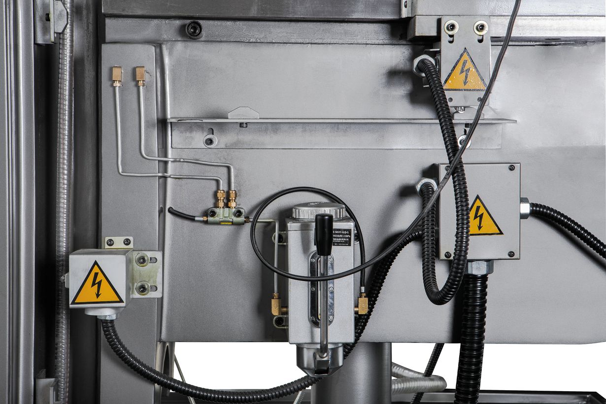 Универсальный фрезерный станок JET JUM-1464VHXL DRO - фото