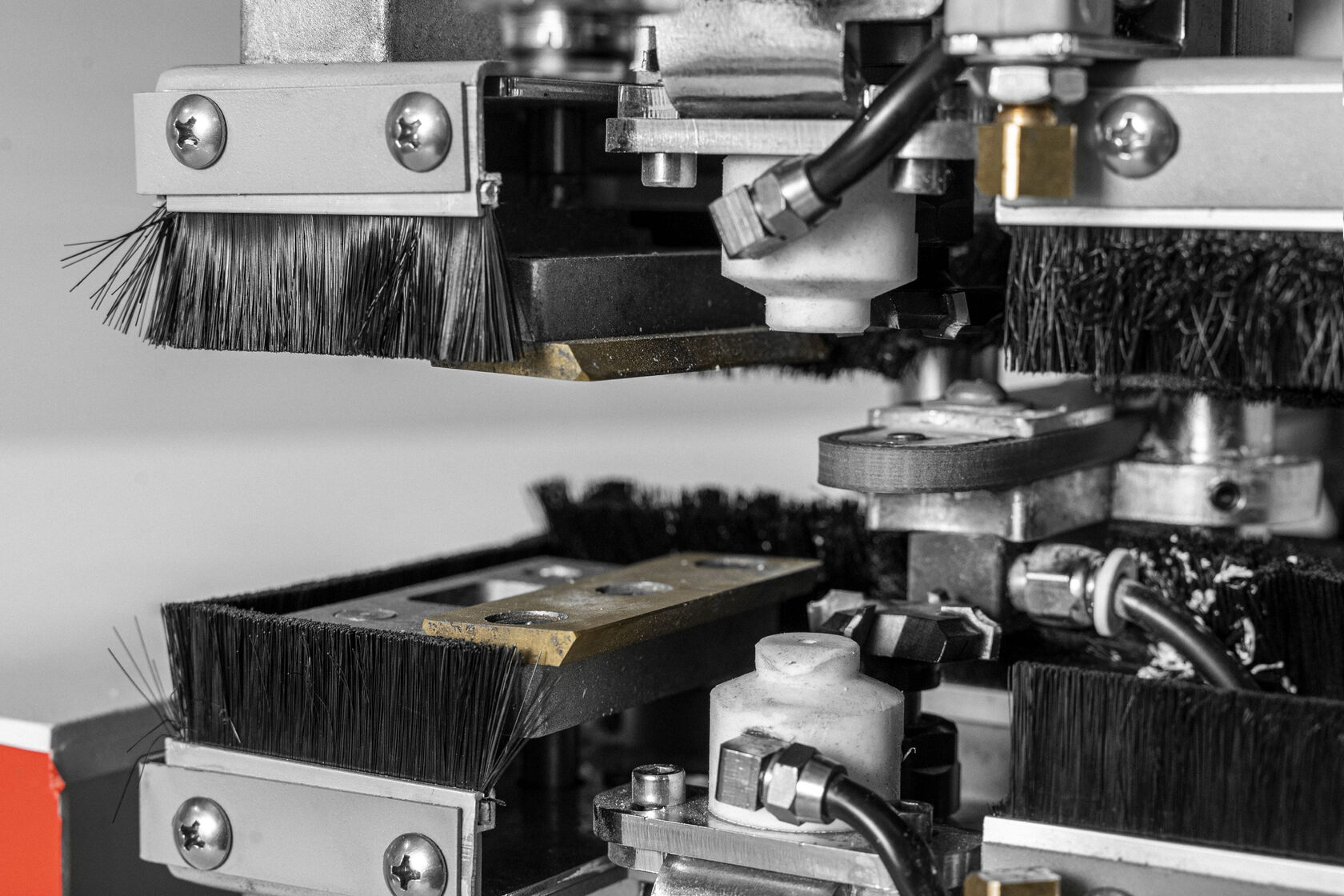 Профессиональный кромкофрезерный станок для прямых и криволинейных деталей TRIMM 2000 - фото