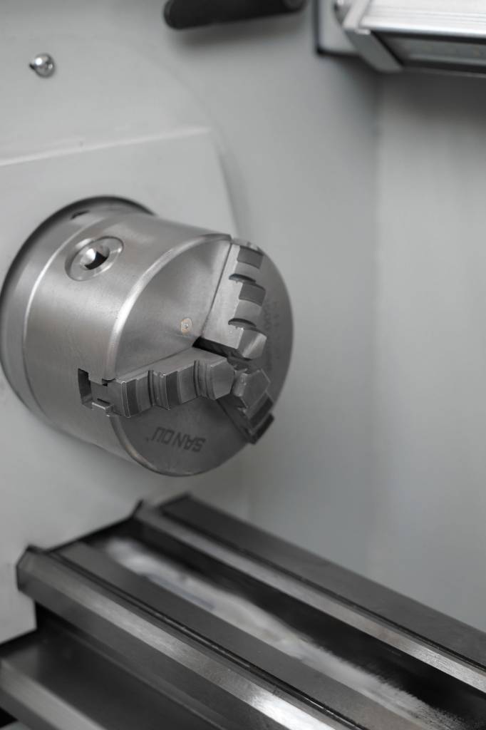 Станок токарный c ЧПУ Metal Master TurnMaster 1830 MB1 - фото