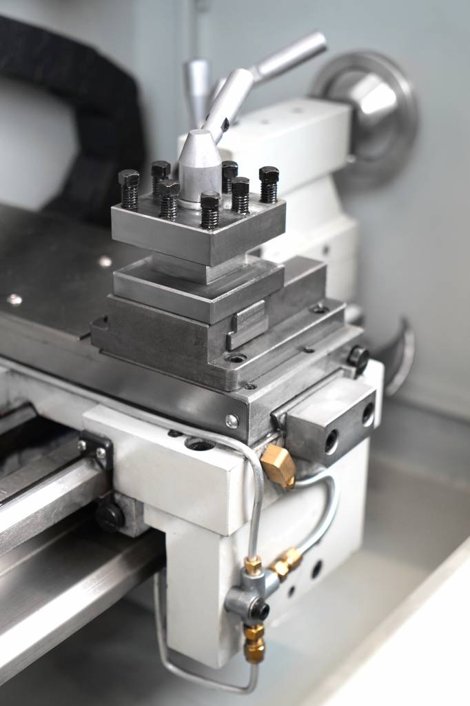 Станок токарный c ЧПУ Metal Master TurnMaster 1830 ML1 - фото