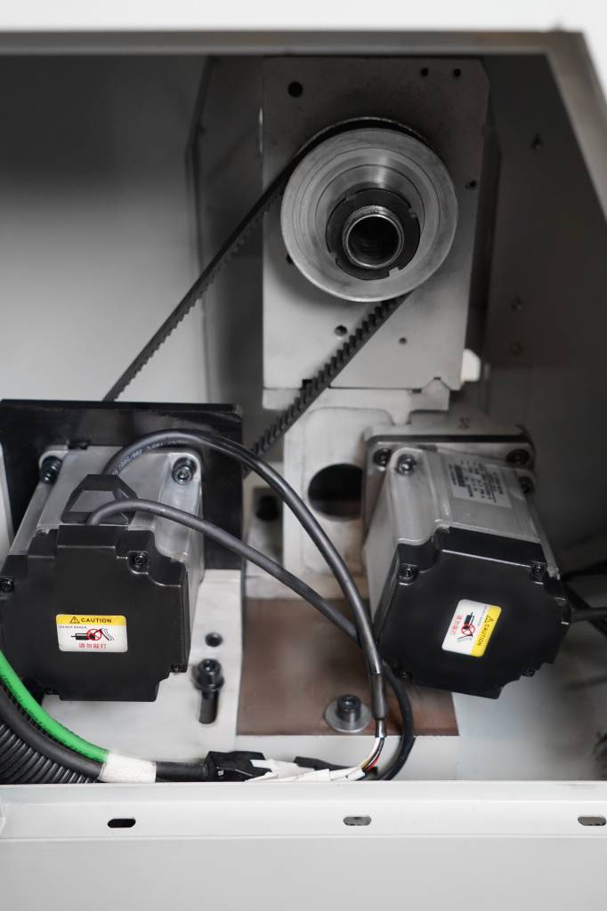 Станок токарный c ЧПУ Metal Master TurnMaster 1830 ML1 - фото