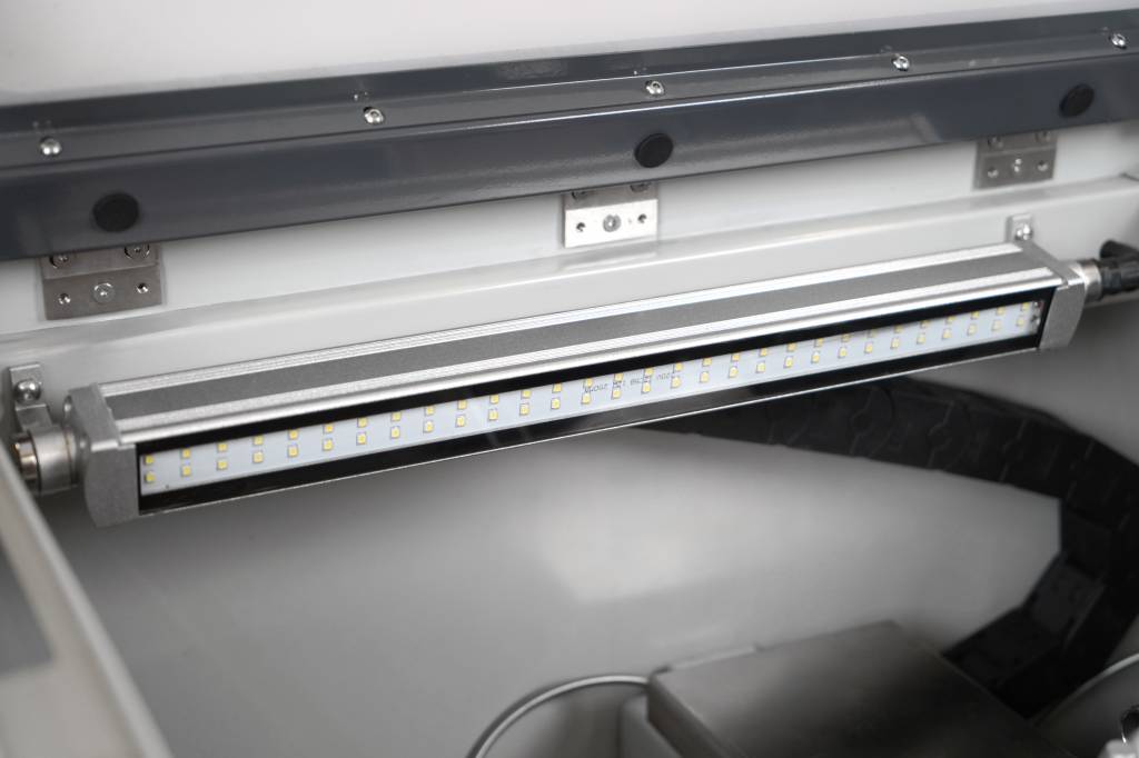 Станок токарный c ЧПУ Metal Master TurnMaster 1830 ML1 - фото