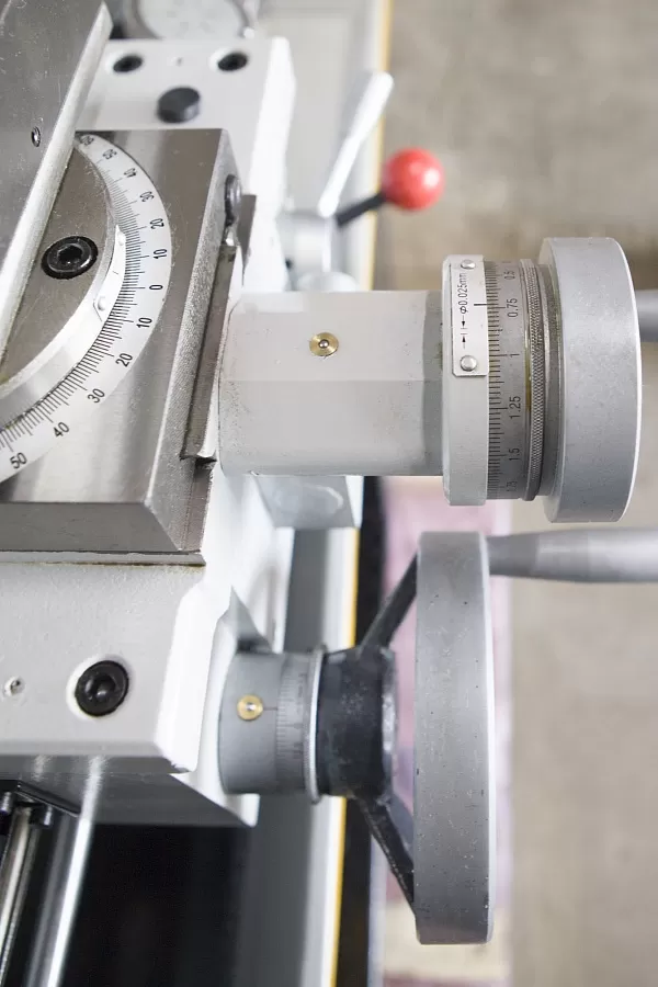 Станок токарно-винторезный STALEX C0632D/1000 - фото