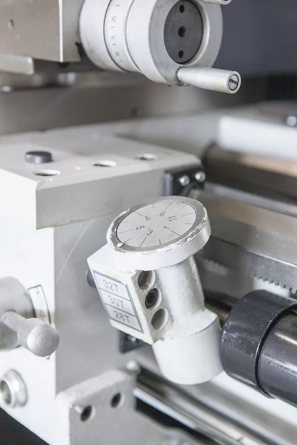 Станок токарно-винторезный STALEX C0632D/1000 - фото