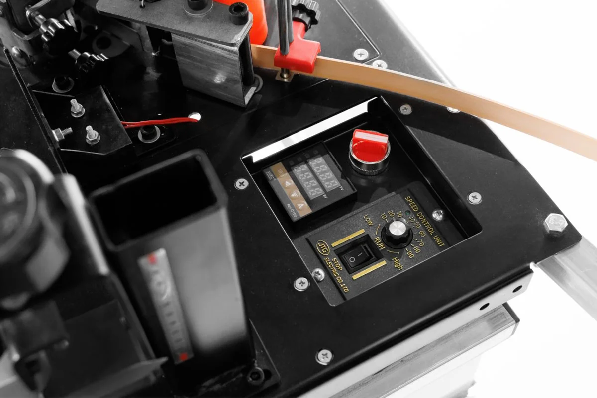 Кромкооблицовочный станок с конвейерной лентой KROM-KOMBO - фото