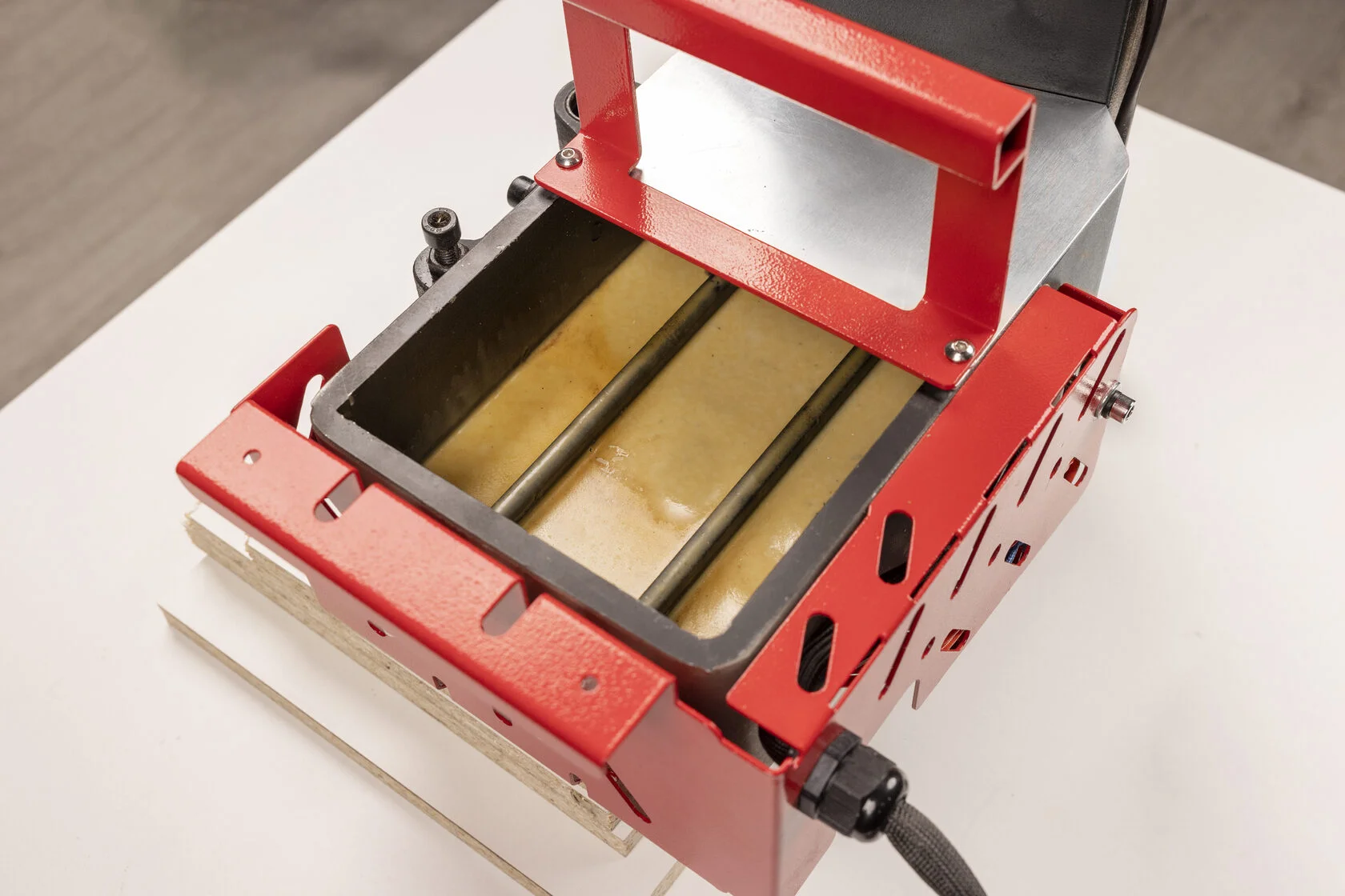 Клеевая ванна для всех автоматических станков KROM - фото