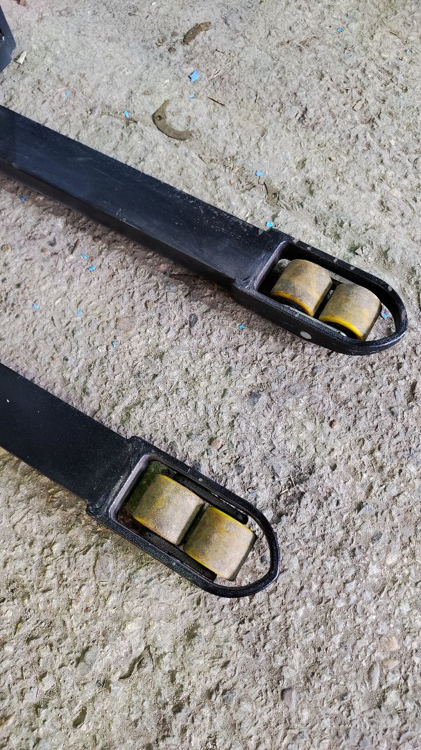 Штабелер самоходный 2,0 т 3,5 м TOR CDD2035-WS - фото