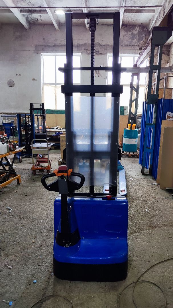 Штабелер самоходный 2,0 т 3,5 м TOR CDD2035-WS - фото