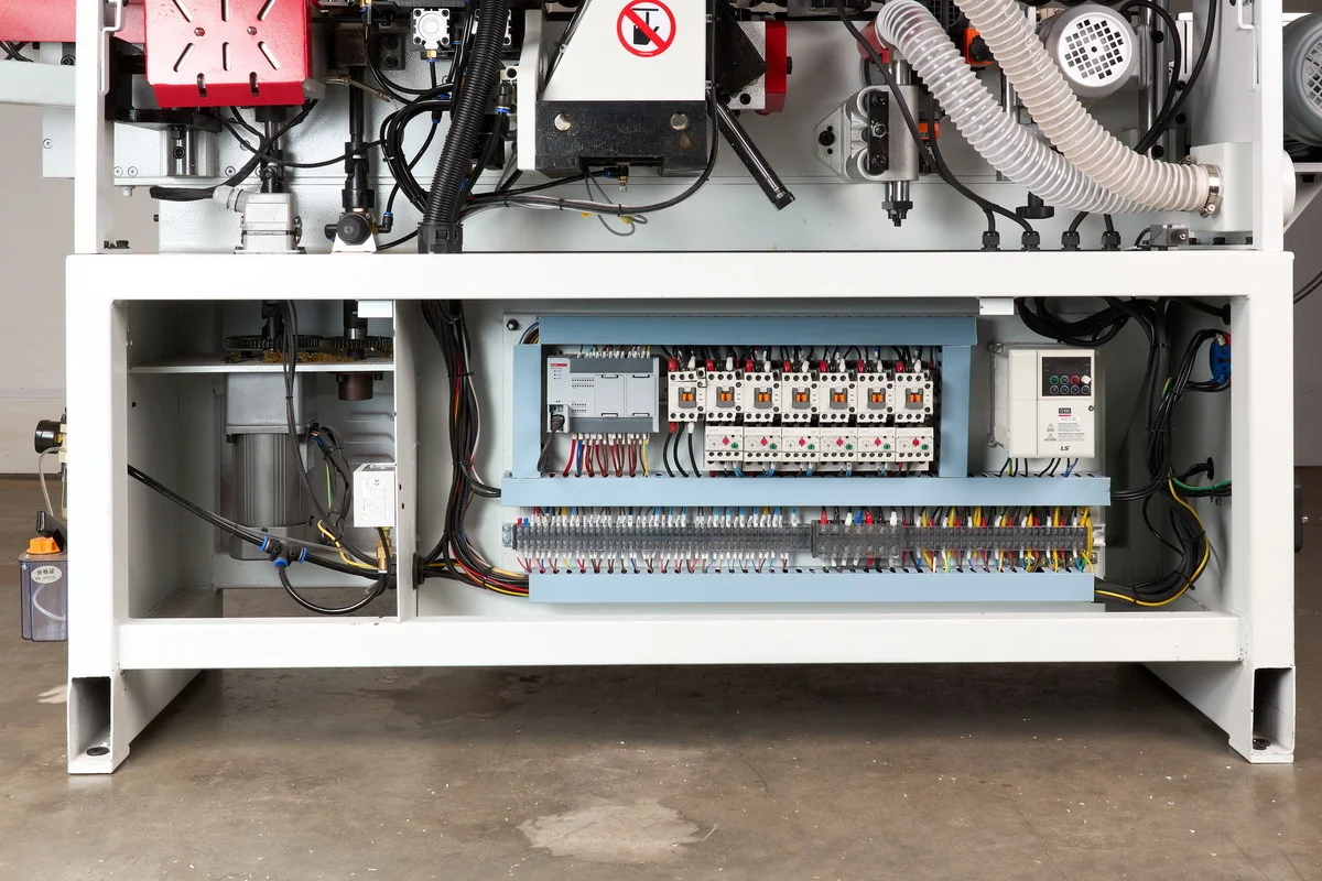 Автоматический кромкооблицовочный станок KROM AUTOMAT - фото