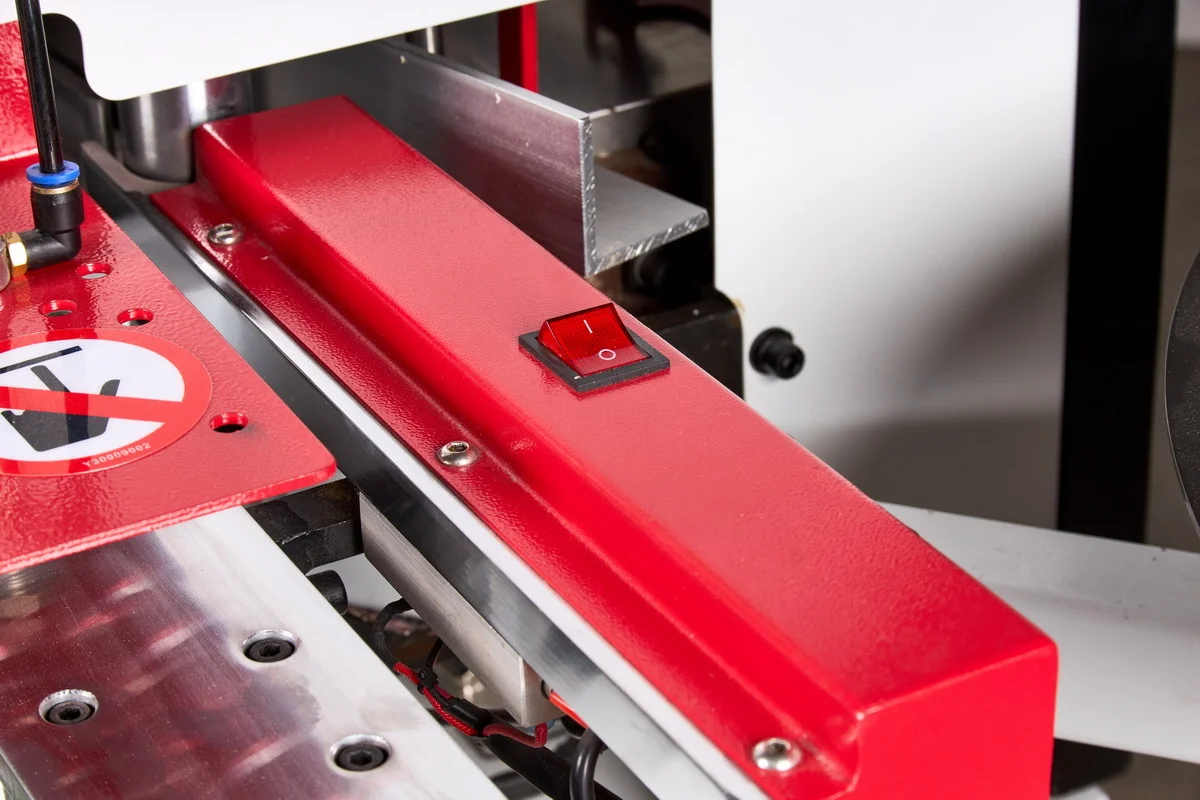 Автоматический кромкооблицовочный станок KROM AUTOMAT - фото