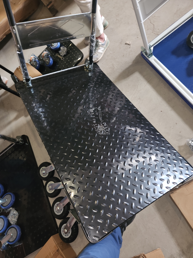 Тележка платформенная 950 кг TOR PH950 (1100х650) со складной ручкой (резиновые колеса 150 мм) - фото