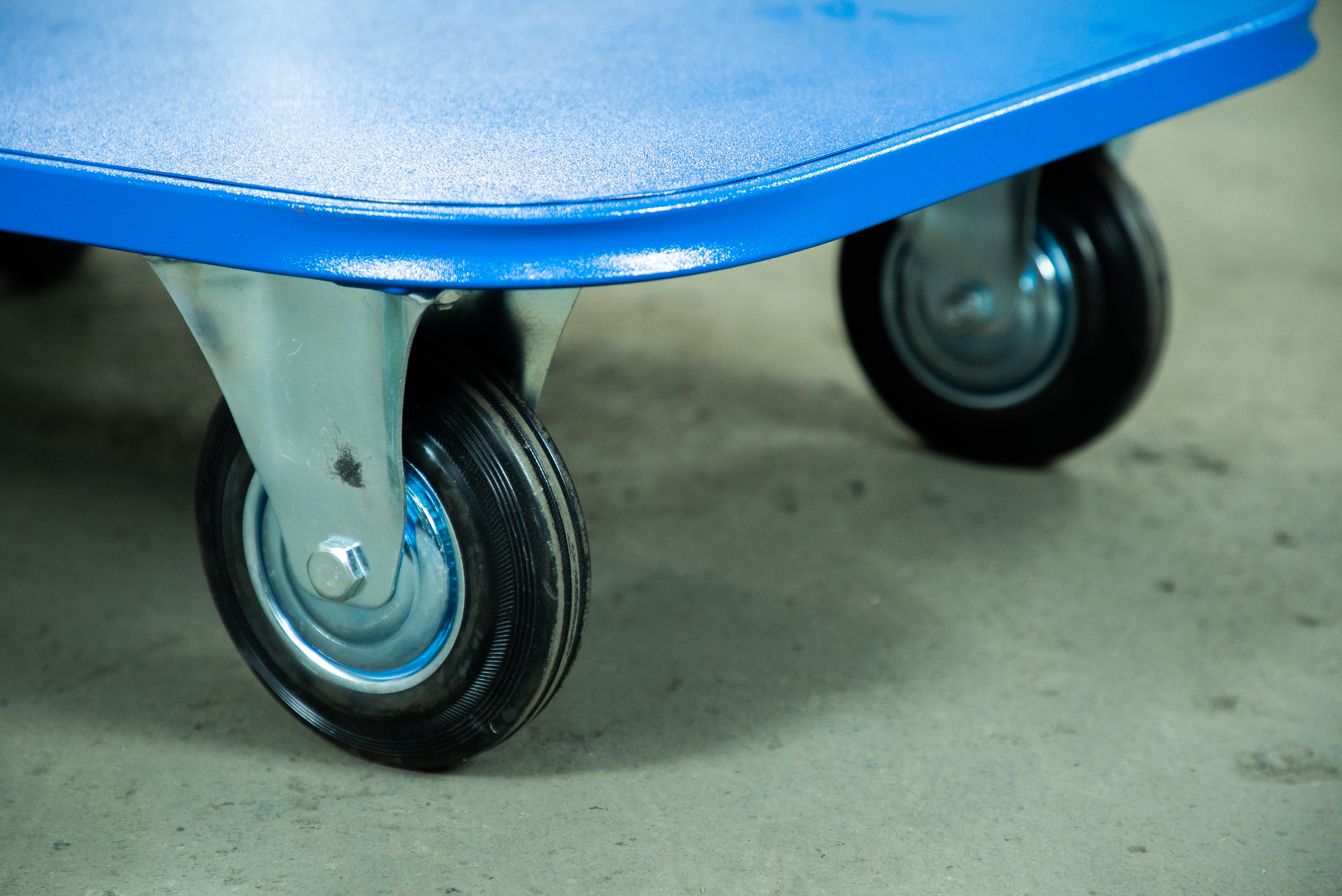 Тележка платформенная TOR ТП-4 (750х1400) г/п 435 кг (160 мм) - фото